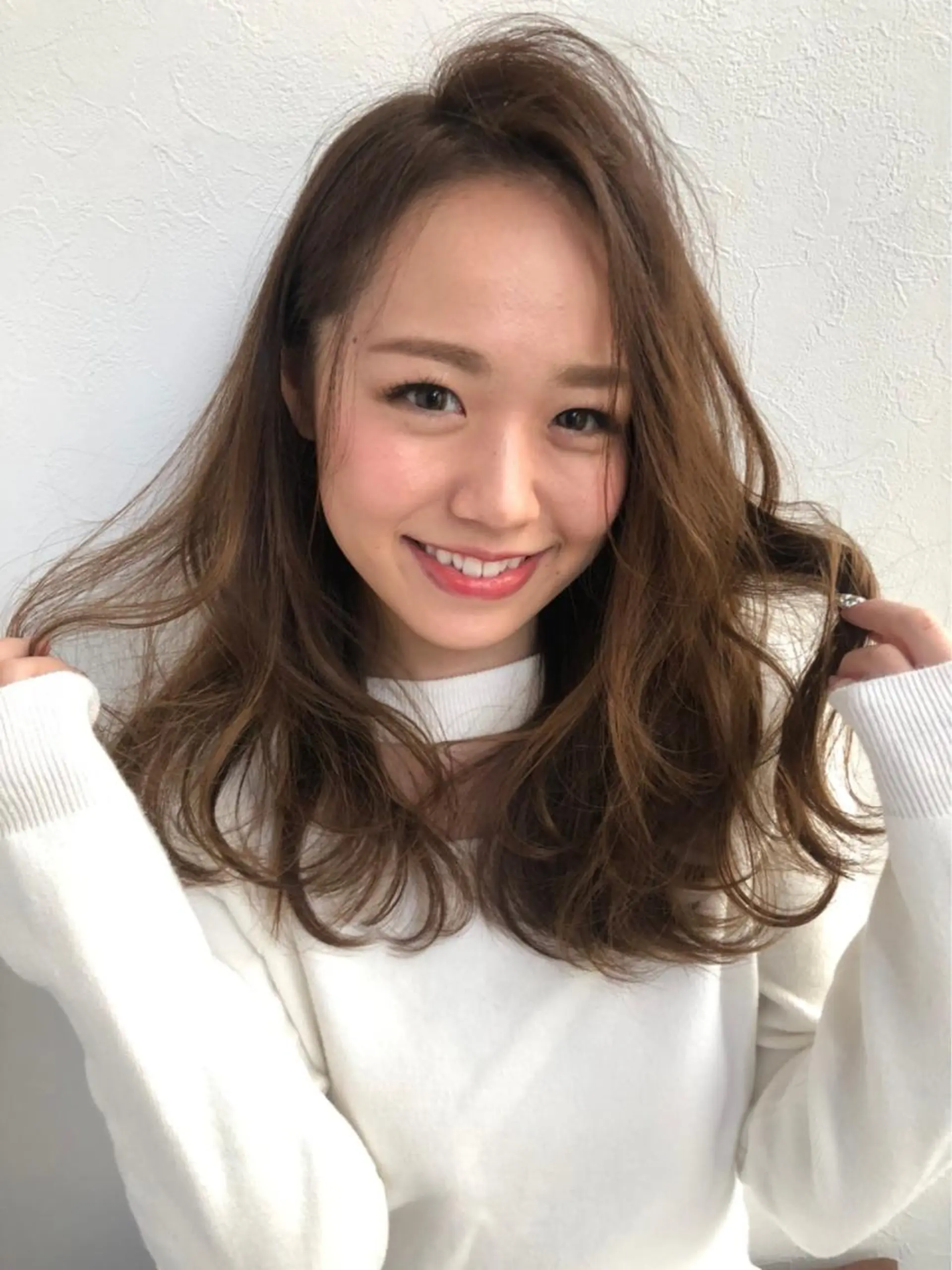 ミディアム 指名支持率NO.1 スタイリストのヘアスタイル