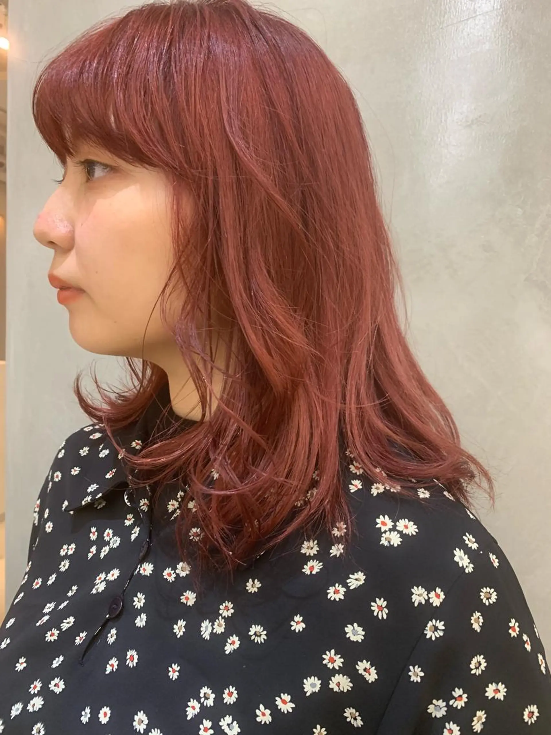 ミディアム カラー ブリーチ ピンクカラー トリートメント カット パーマ sakoda shunkiのヘアスタイル