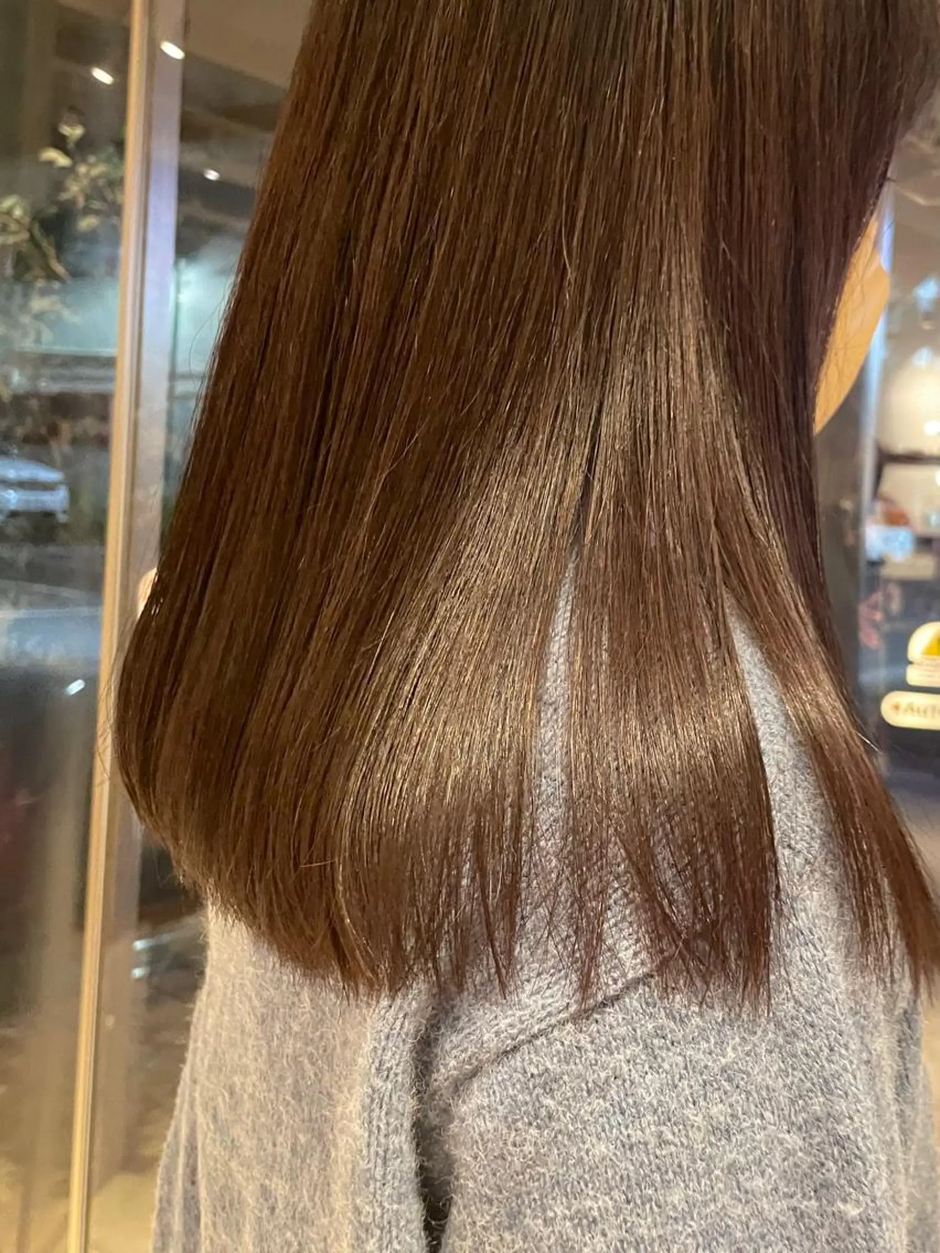 セミロング カラー ミウラ コトミ🩵のヘアスタイル