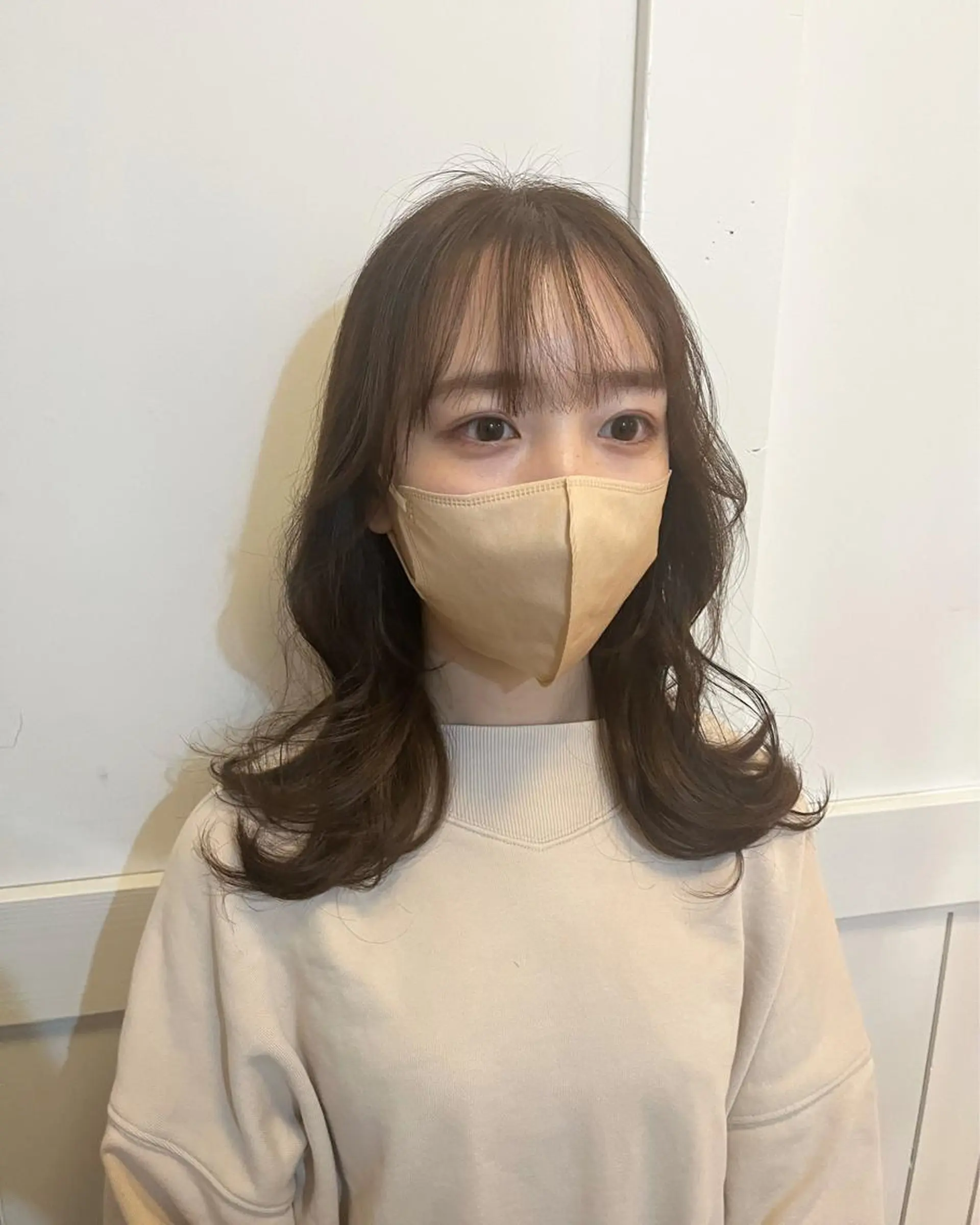 セミロング 狩野 くるみのヘアスタイル