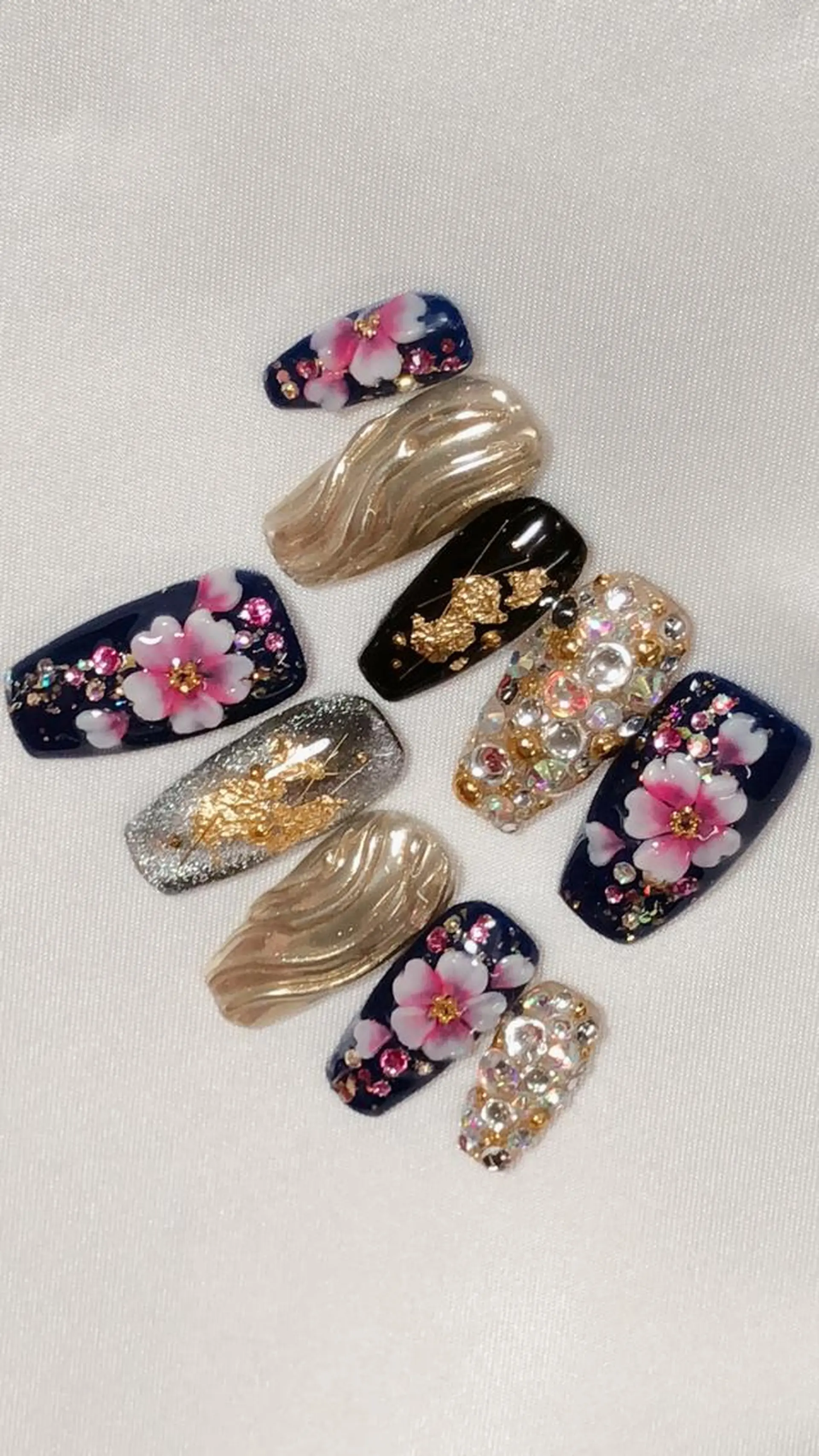 ネイル 成人式 ネイルチップ ハンドネイル Regulus 光田のネイルデザイン