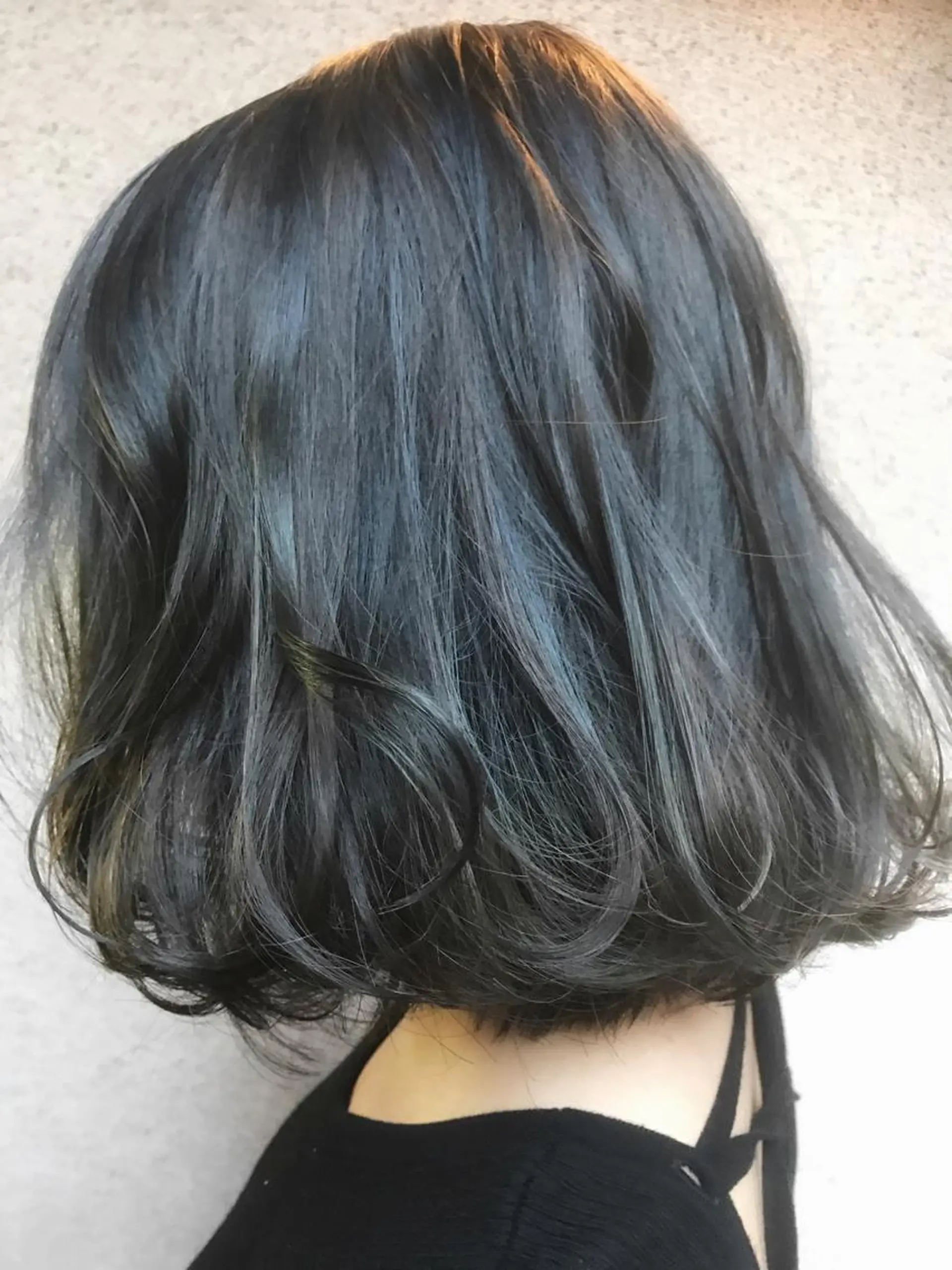 ショート カラー ブルーカラー ブルージュ ネイビーカラー vato マンツーマンサロンのヘアスタイル