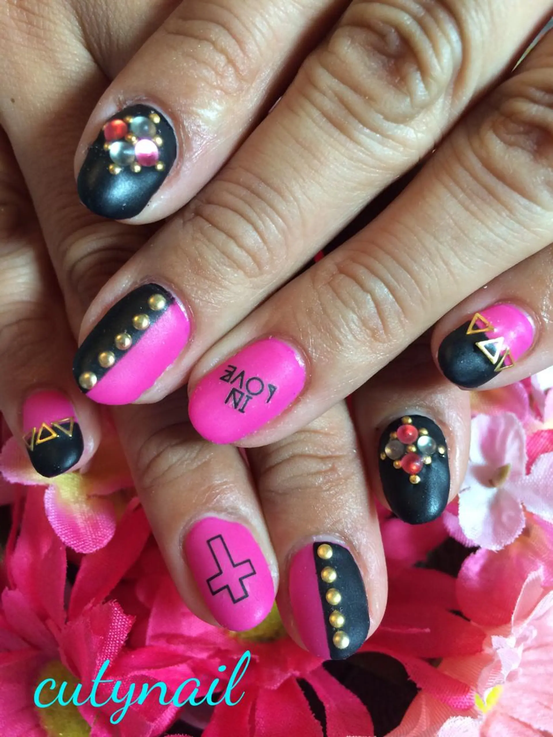 ネイル ジェルネイル マットネイル cuty nailのネイルデザイン