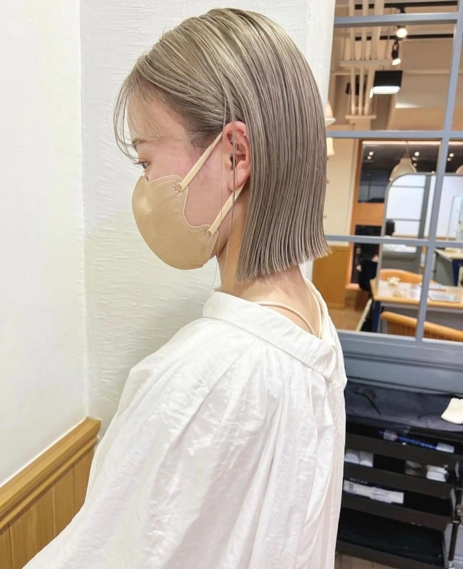 ショート ボブ/ハイトーン YUIのヘアスタイル