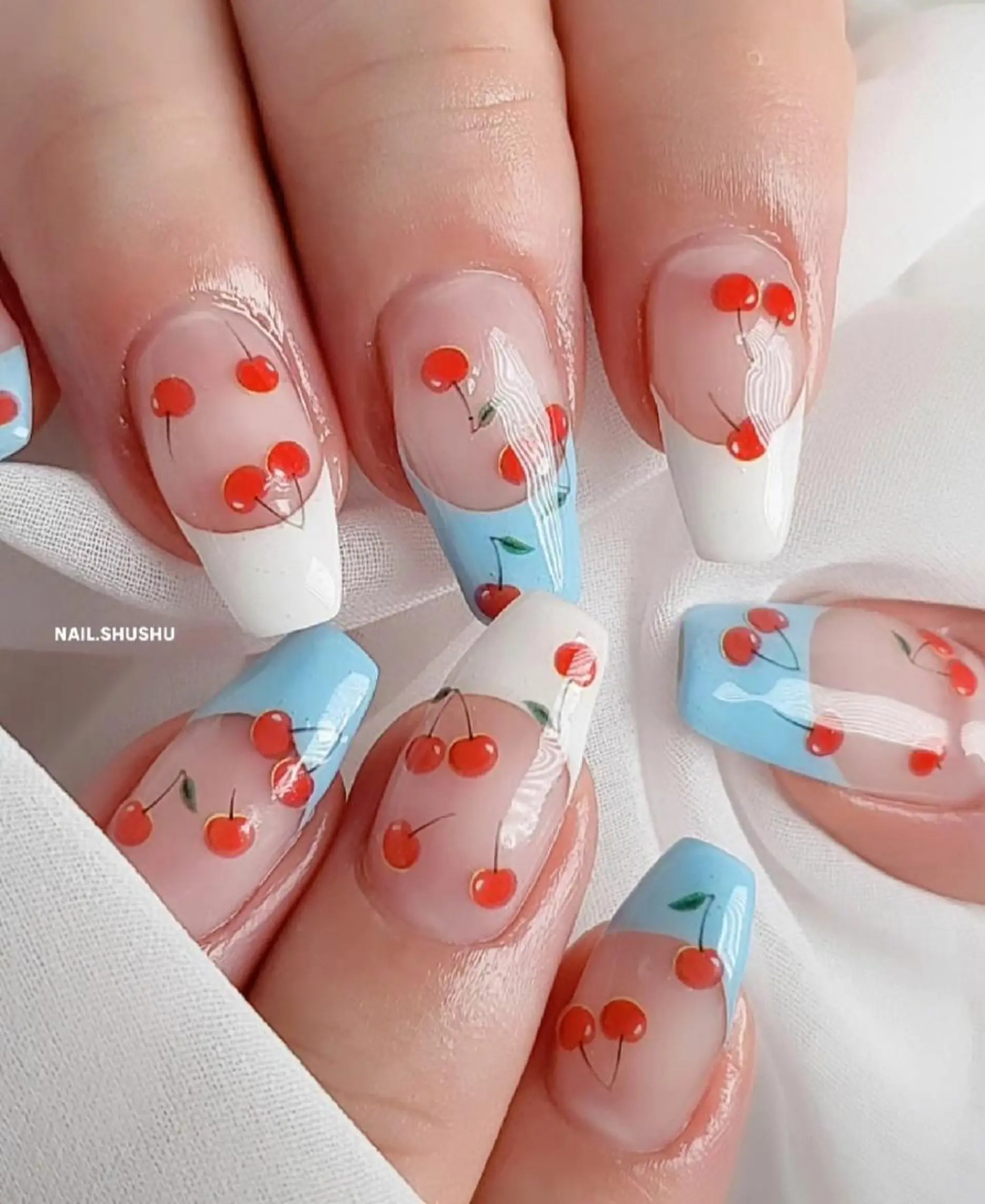 ネイル 持ち込み ニュアンスネイル ワンカラーネイル シンプルネイル 夏ネイル 3dパーツ/流行り 👧shushu❤️のネイルデザイン