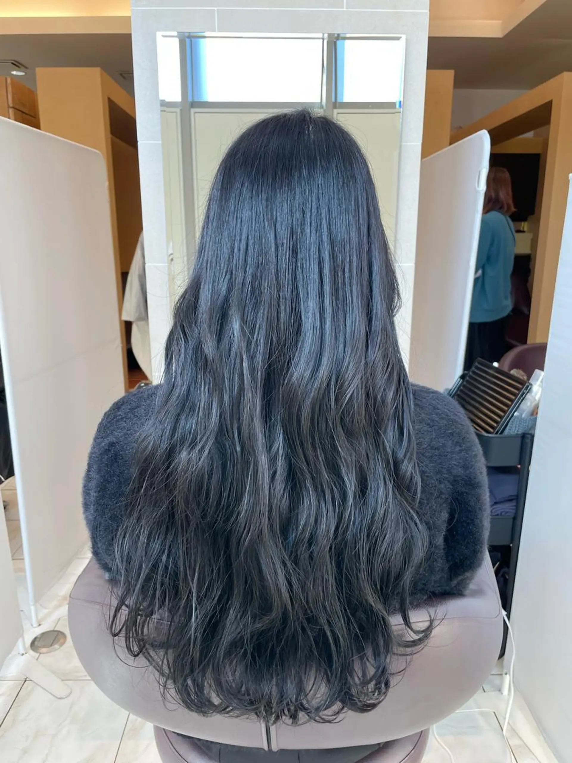 ロング ヘアカラー 新籾 尚哉のヘアスタイル