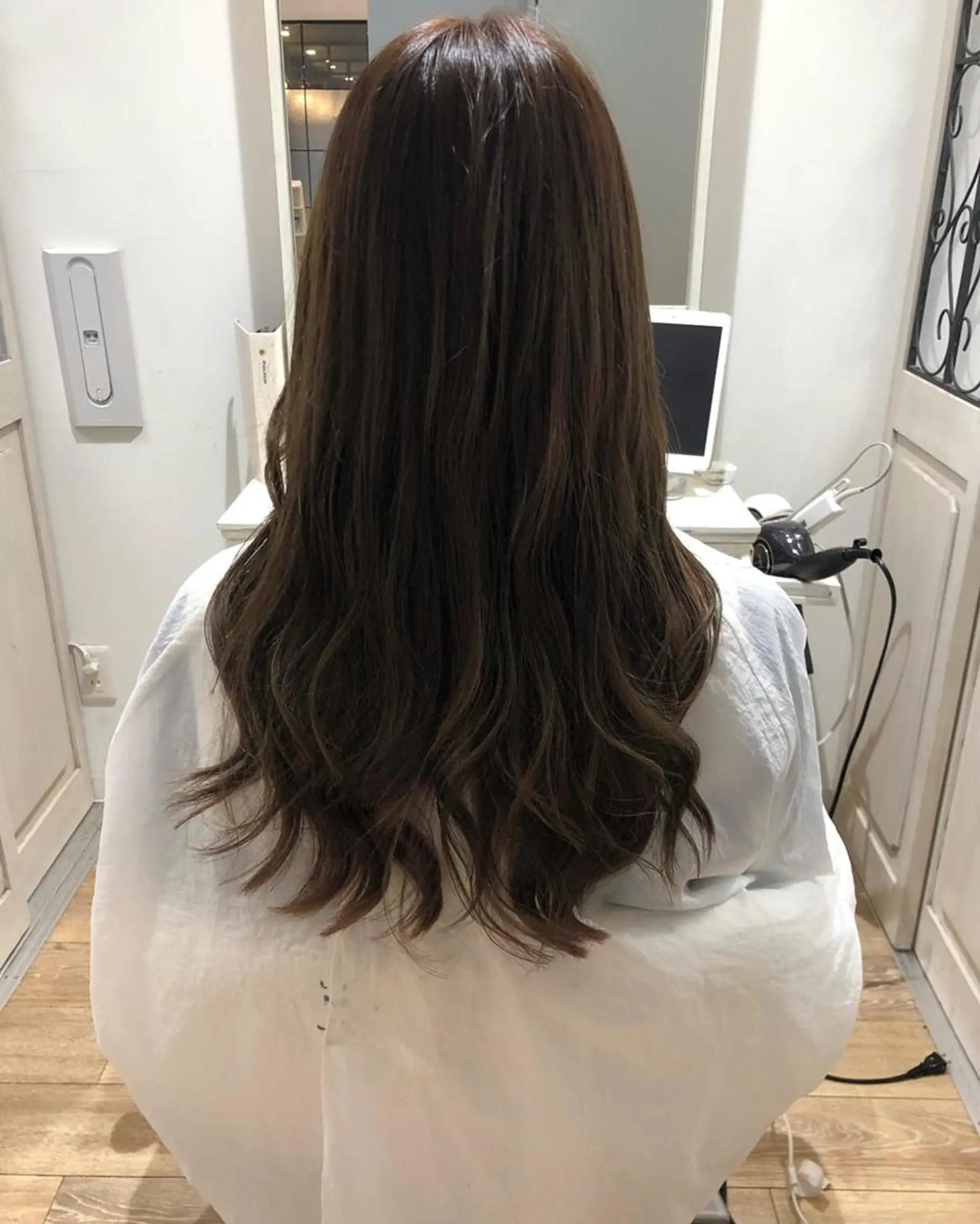 ミディアム カラー アッシュ ベージュカラー インナーカラー -5歳大人ﾊｲﾗｲﾄ ✨津嘉山のヘアスタイル