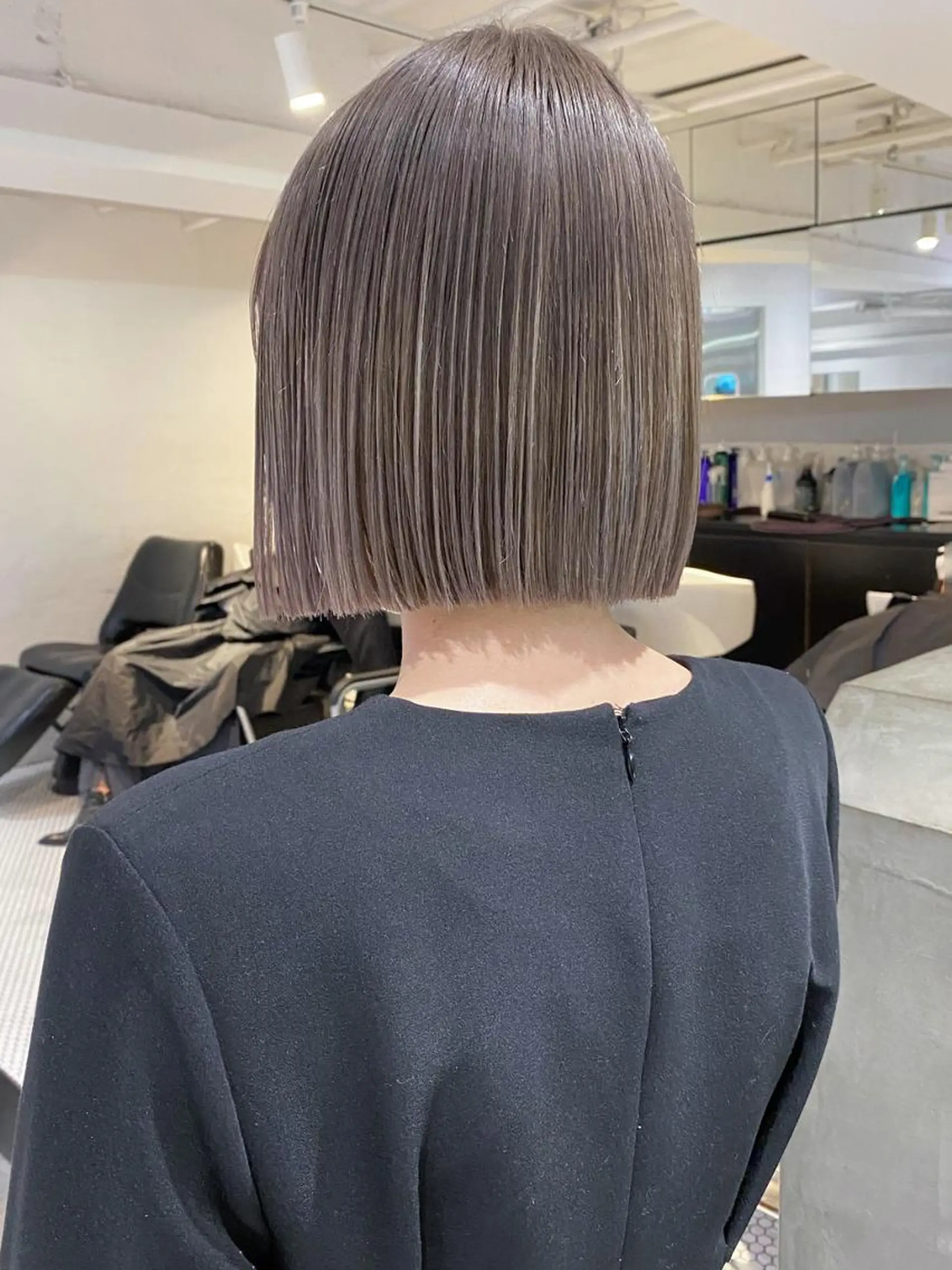 ミディアム カラー グレージュ ボブ カット ヘアカラー トリートメント ITbyALBUM 浦和店のヘアスタイル