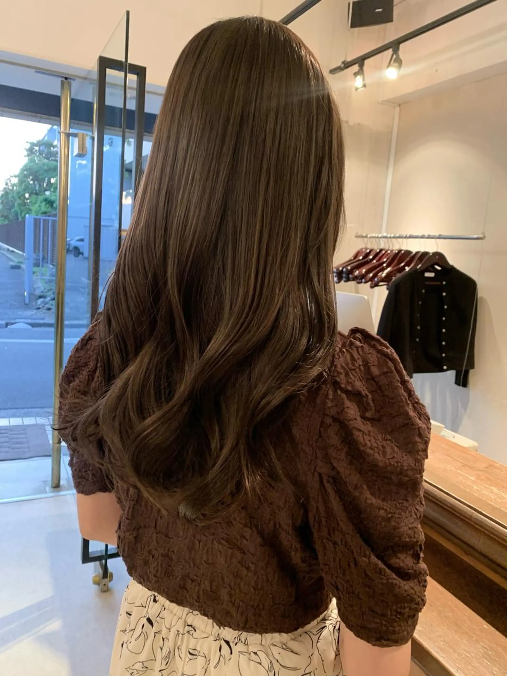 ロング カラー 透明感/オリーブ/ グレージュ/YUKAのヘアスタイル