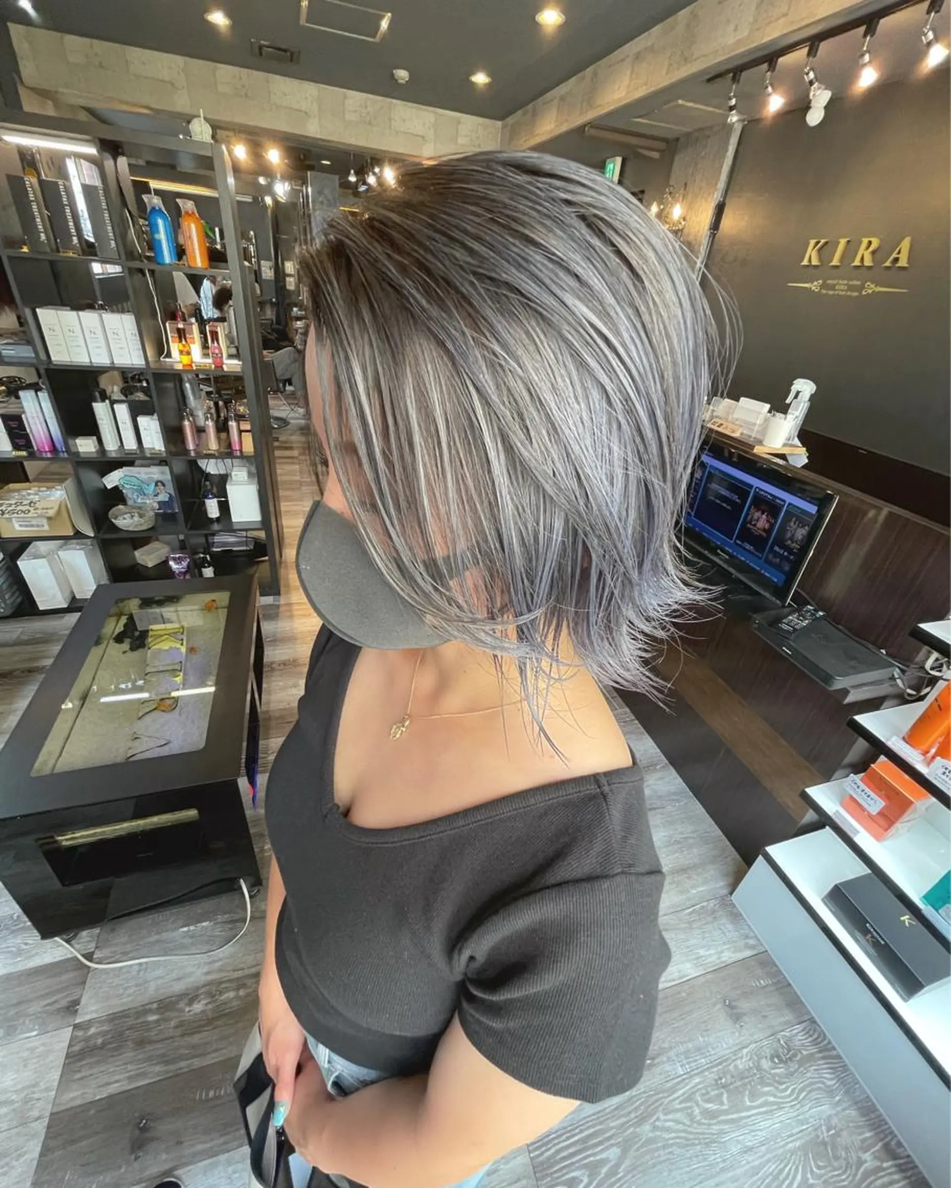 ショート シールエクステ ボブ エクステ 外国人風カラー ハイライト カット KIRA スズキ タクヤ／店長のヘアスタイル