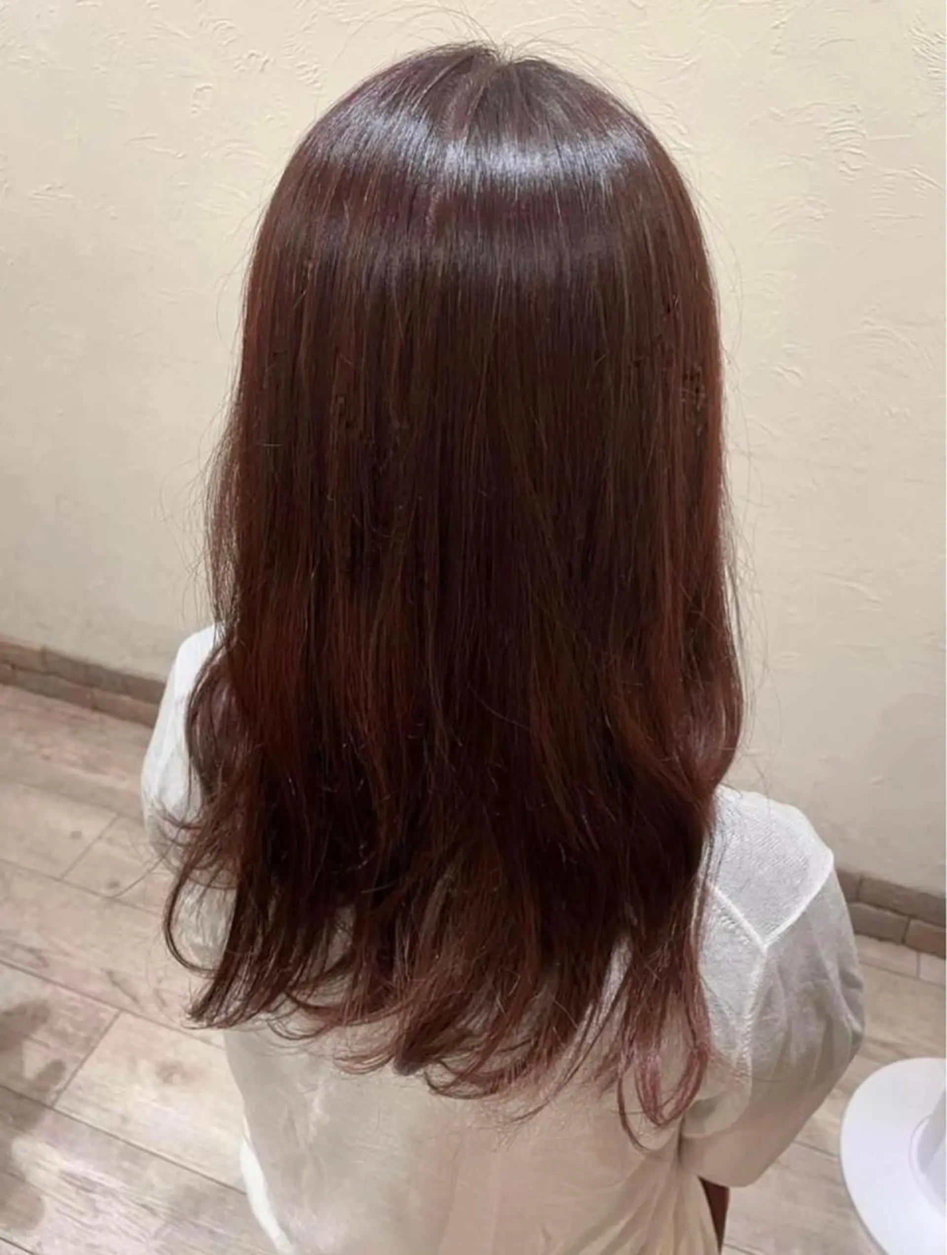 ロング 西山 瑞希のヘアスタイル