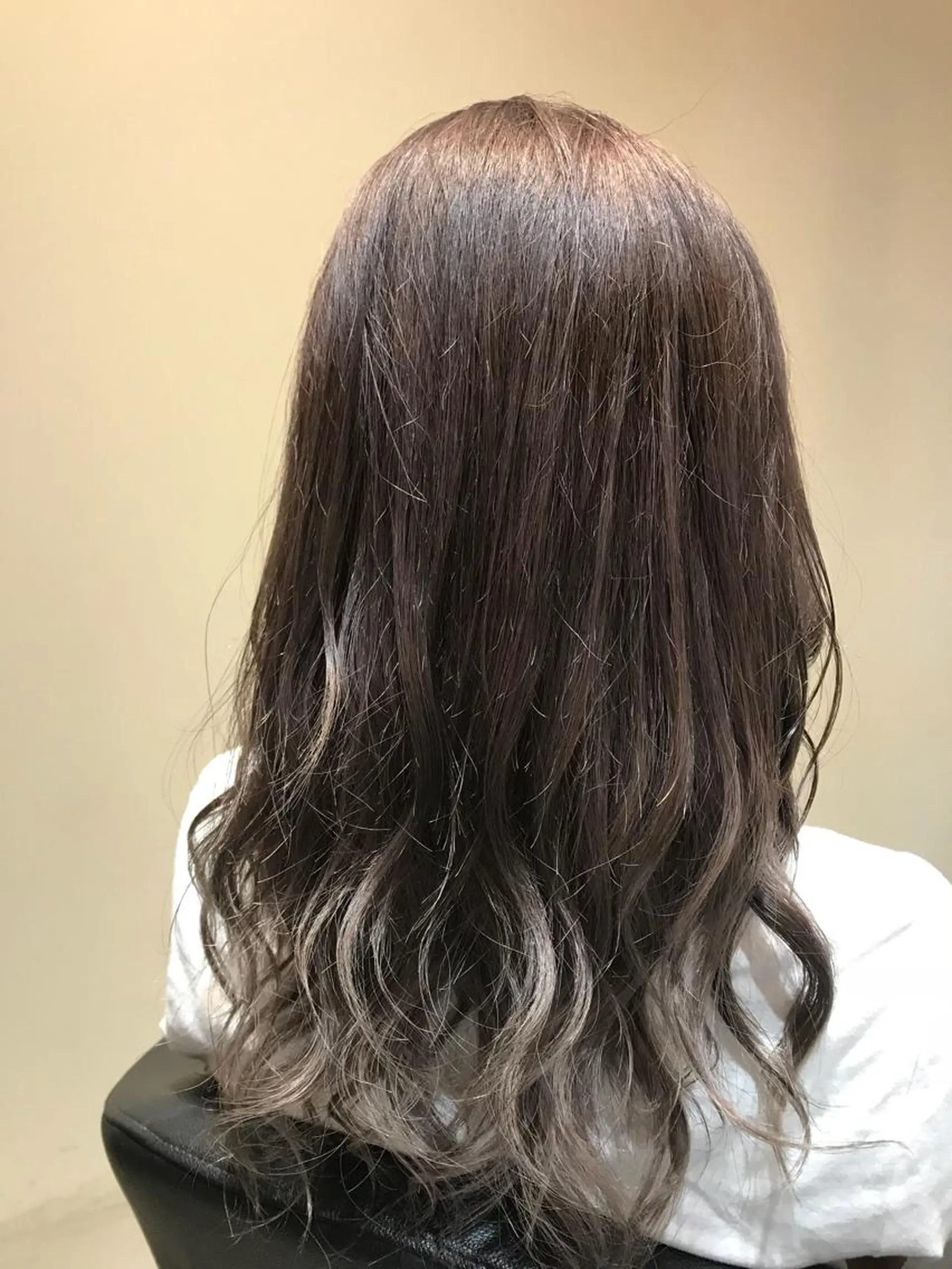 セミロング カラー 関口 友行のヘアスタイル