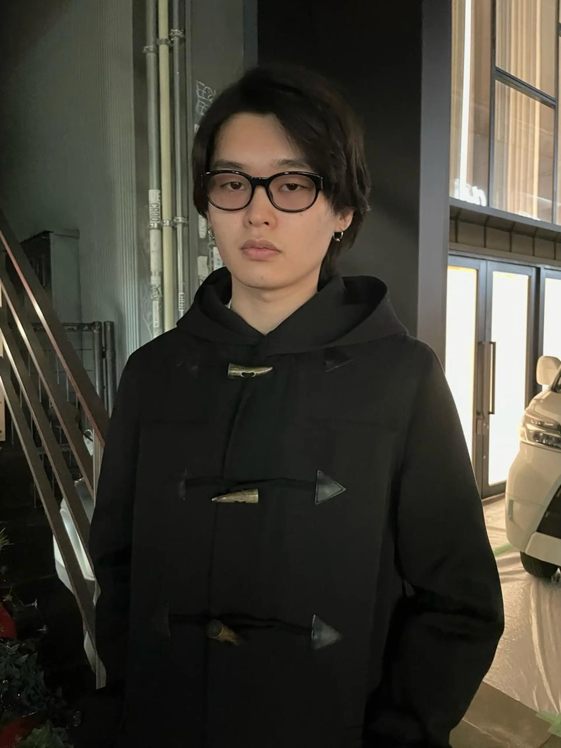 ミディアム パーマ メンズ ミディアムパーマ メンズバレイヤージュ メンズブリーチ センターパート フェードカット カット パーマ トリートメント スパイラルパーマ 🌐hina⭐️のヘアスタイル