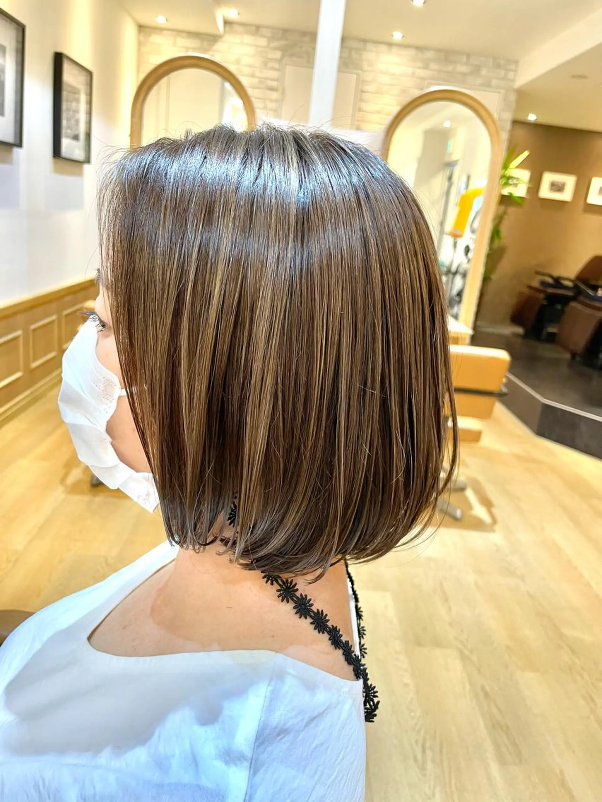 ミディアム カラー ハイライトカラー ハイライト カット ヘアカラー トリートメント ✨シルクストレート✨ 美髪髪質改善Yukiのヘアスタイル