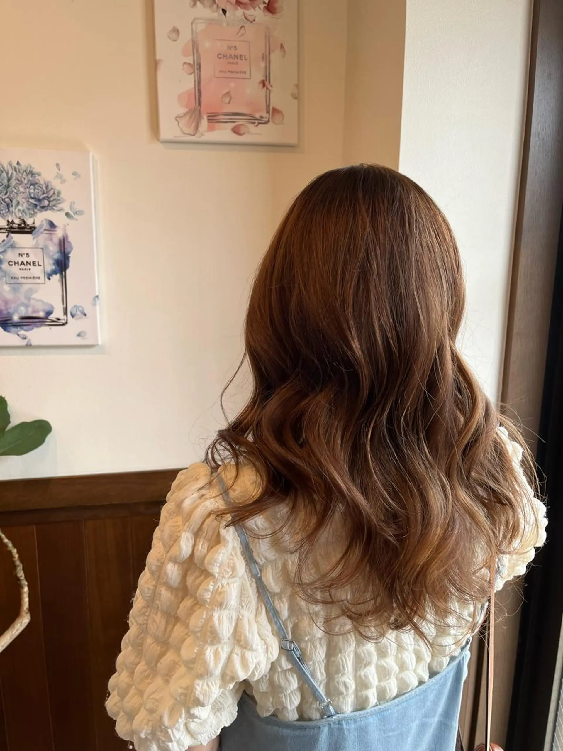 セミロング 酸性ストレート reFREO所属・ダメージレスカラー 髪質改善reFREOのヘアスタイル