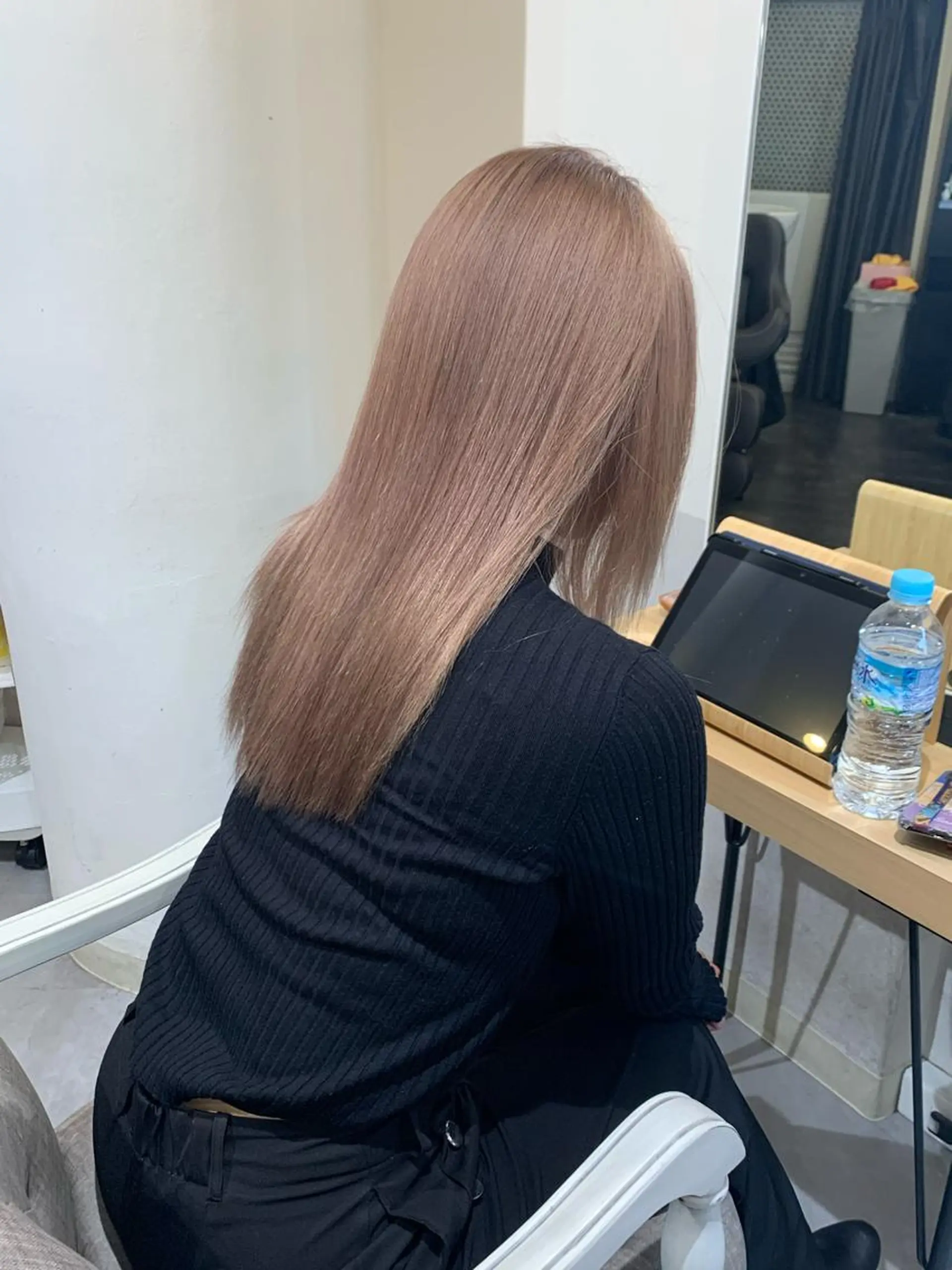 セミロング カラー パーマ ヘアアレンジ メンズ キッズ ネイル マツエク・マツパ LINDOTOKYO梅田所属・酸性ストレート 髪質改善大槻勇樹のヘアスタイル