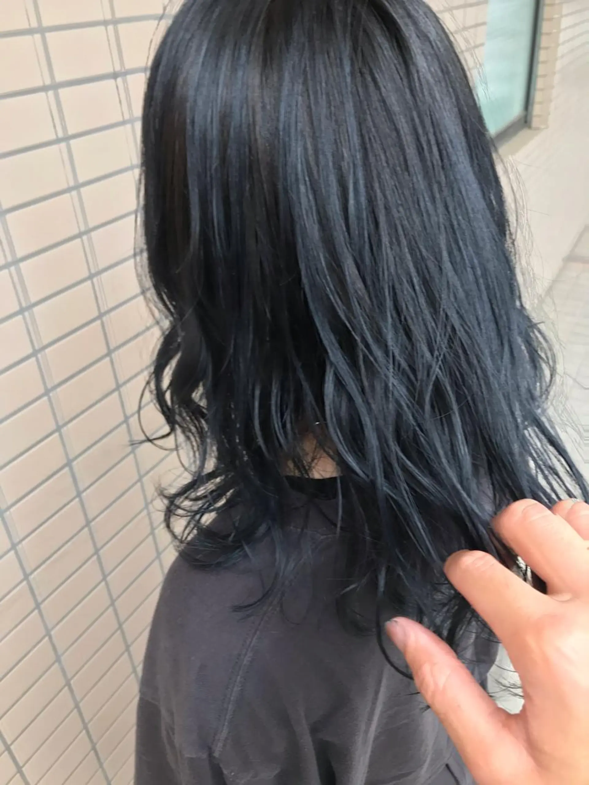 ミディアム カラー 赤み消し韓国ヘア レイヤー縮毛🤍渡邉のヘアスタイル