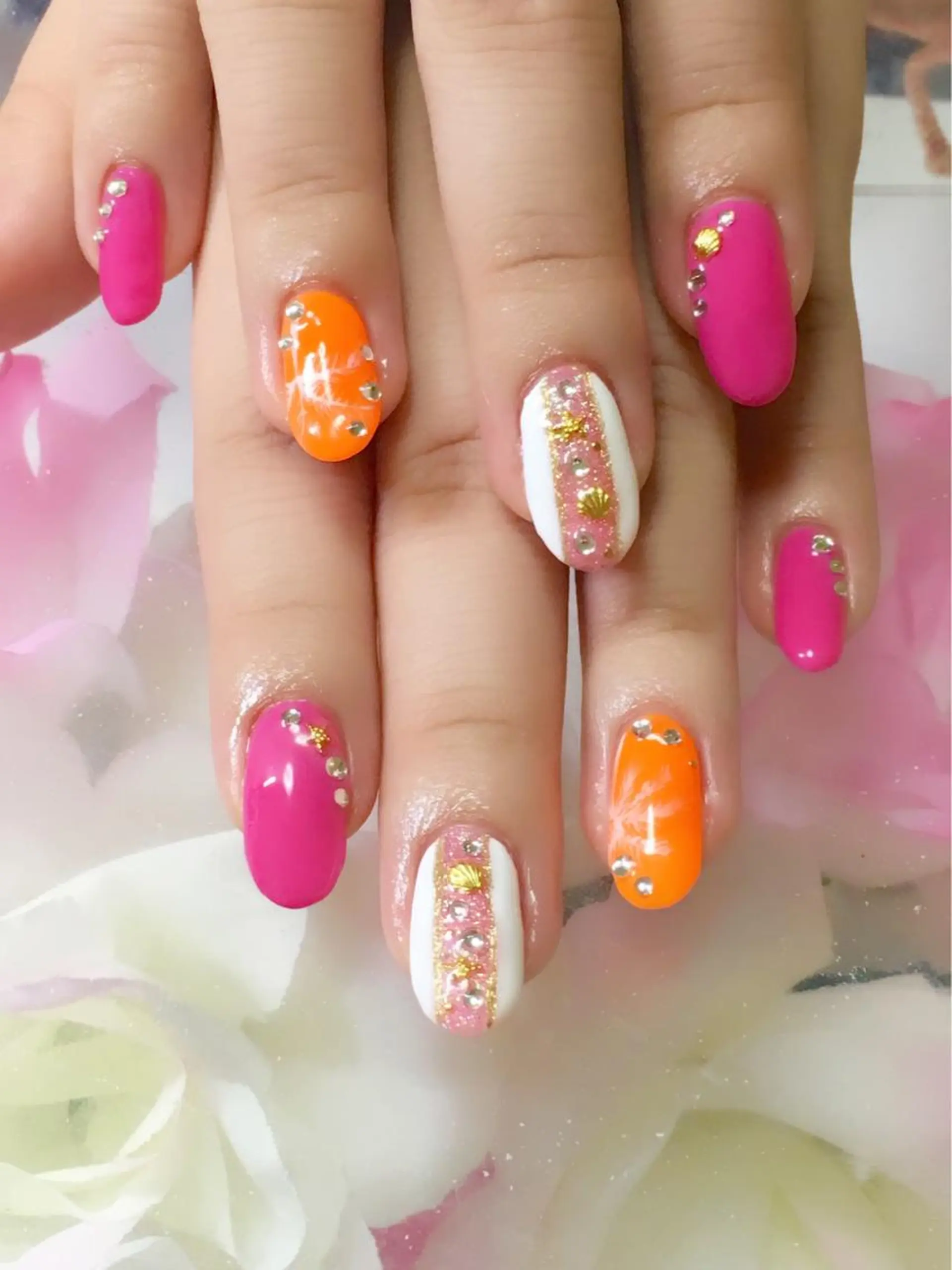 ネイル clover nailのネイルデザイン