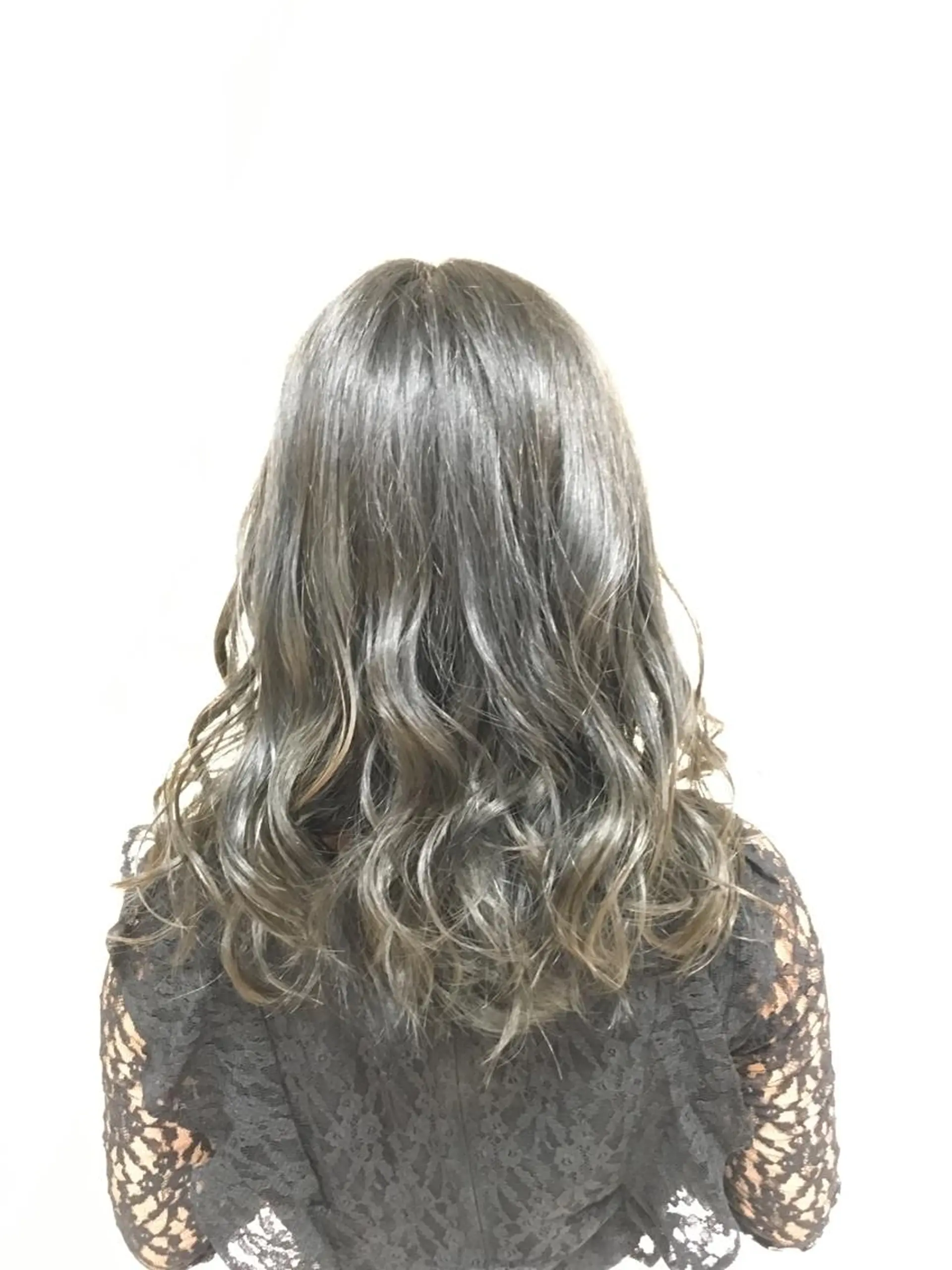 セミロング カラー 【Sweep】おじま のぞみのヘアスタイル