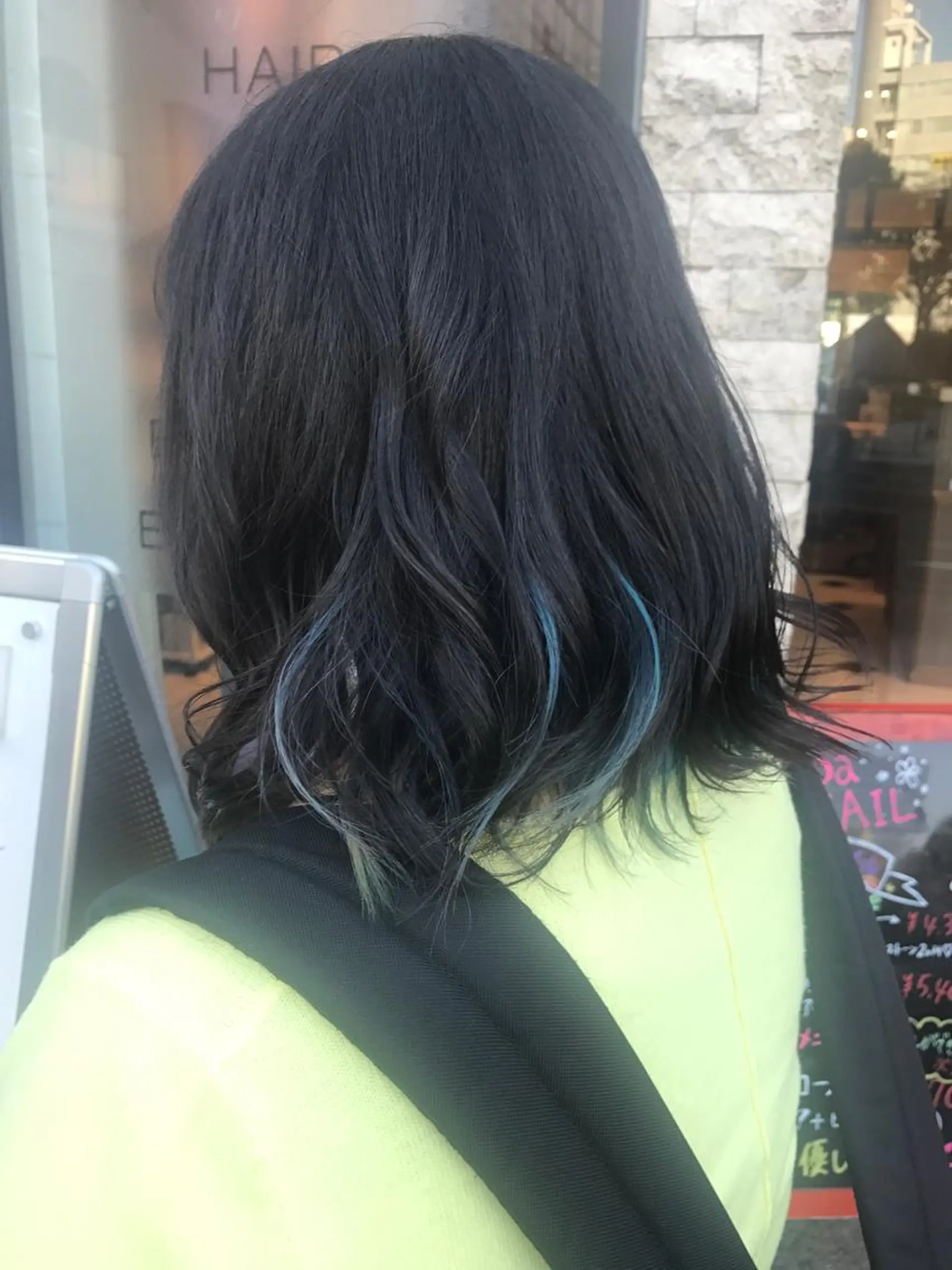 ミディアム カラー パーマ ヘアアレンジ メンズ キッズ ネイル マツエク・マツパ メンズインナーカラー ブルーカラー インナーカラー ブルー uno pulir所属・トップスタイリスト 永尾拓也のその他イメージ