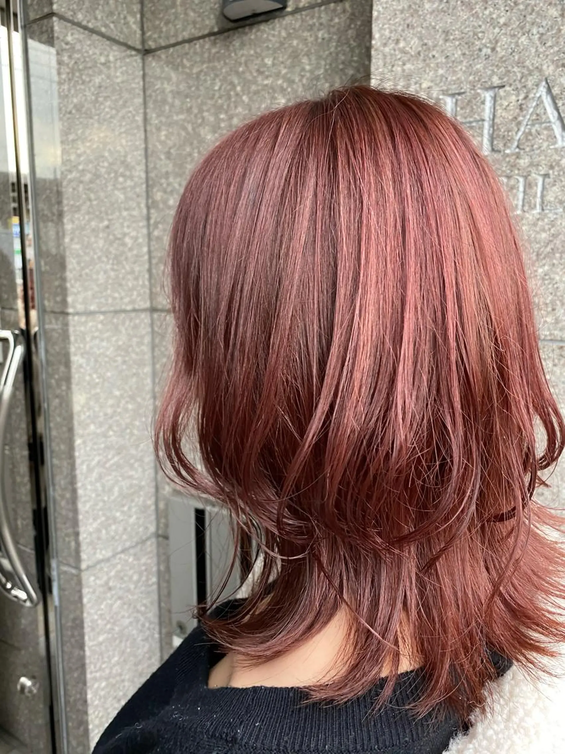 ミディアム カラー 鈴木 明花のヘアスタイル