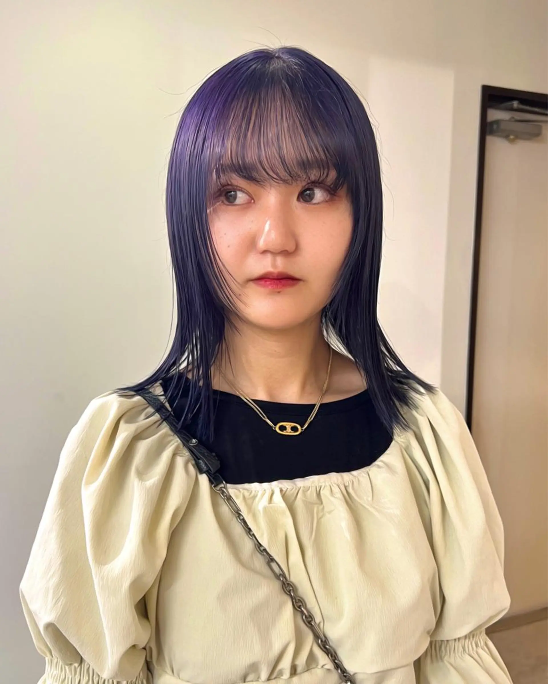 ショート カラー ブリーチ ハイトーンカラー ラベンダーカラー 顔周りカット 小顔カット RAIMA ハイトーン/レイヤーのヘアスタイル