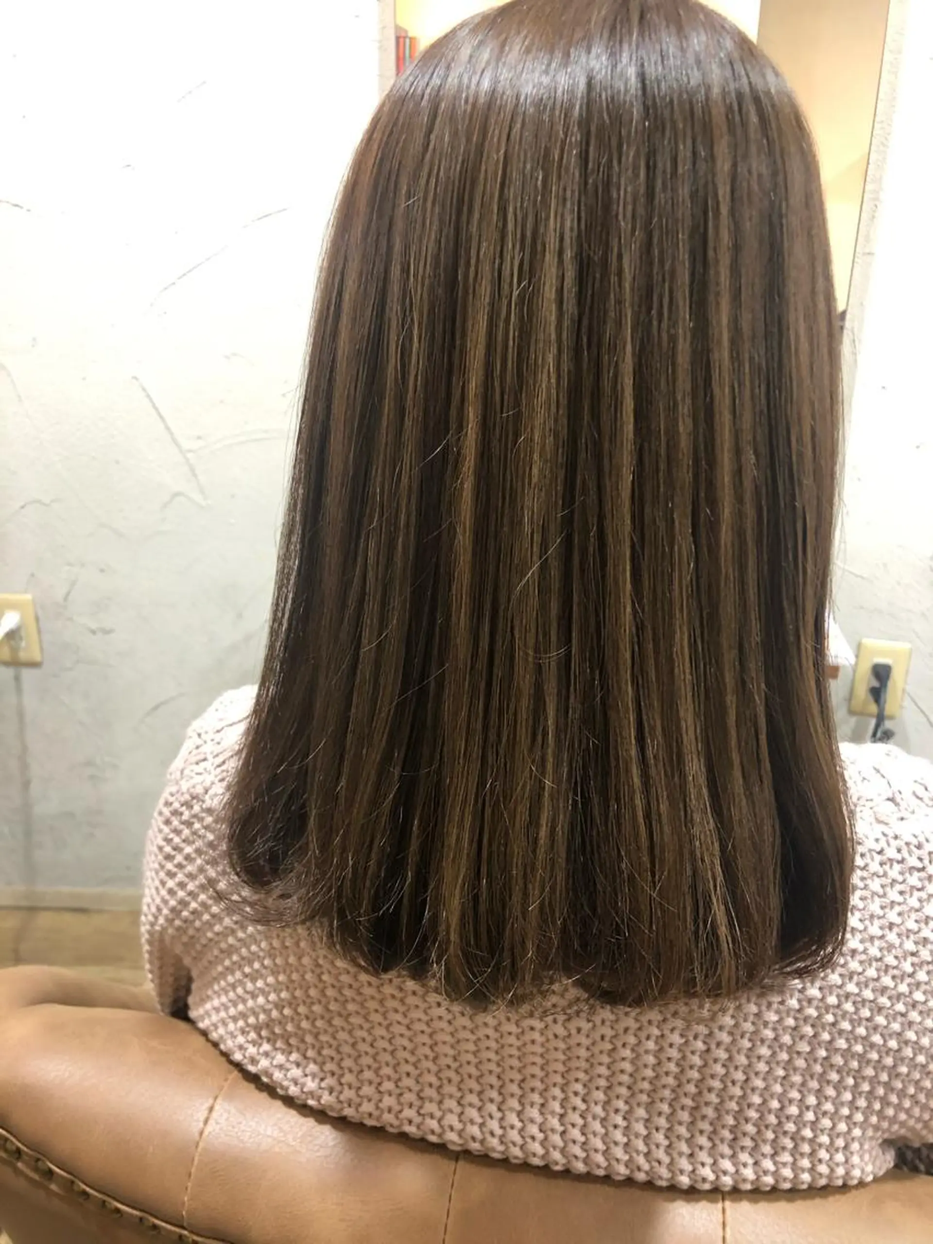 ミディアム カット ヘアカラー 國次 夕貴のヘアスタイル