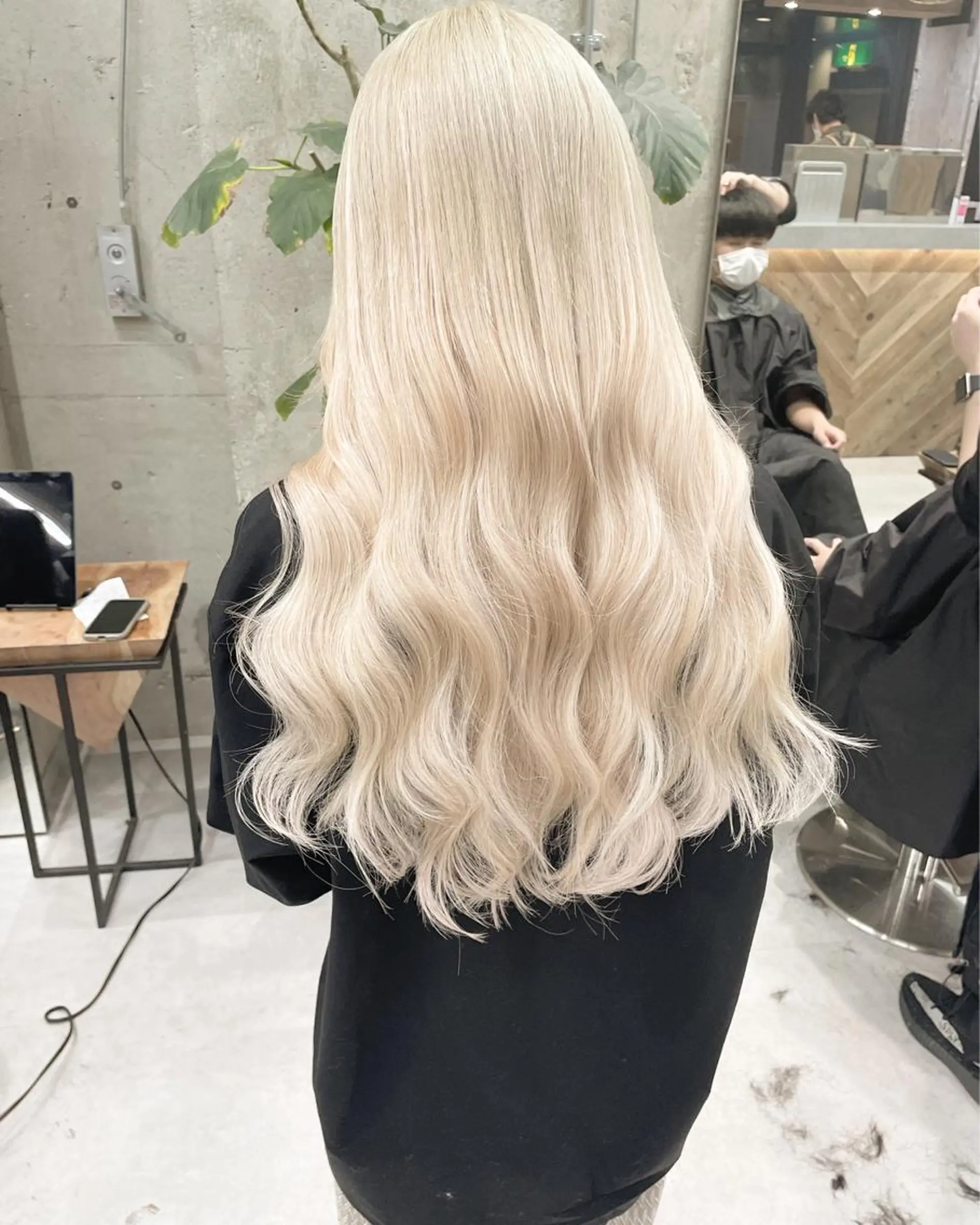 ロング カラー ヘアアレンジ エクステ ヘアカラー エクステ TATSUYA アートディレクターのヘアスタイル