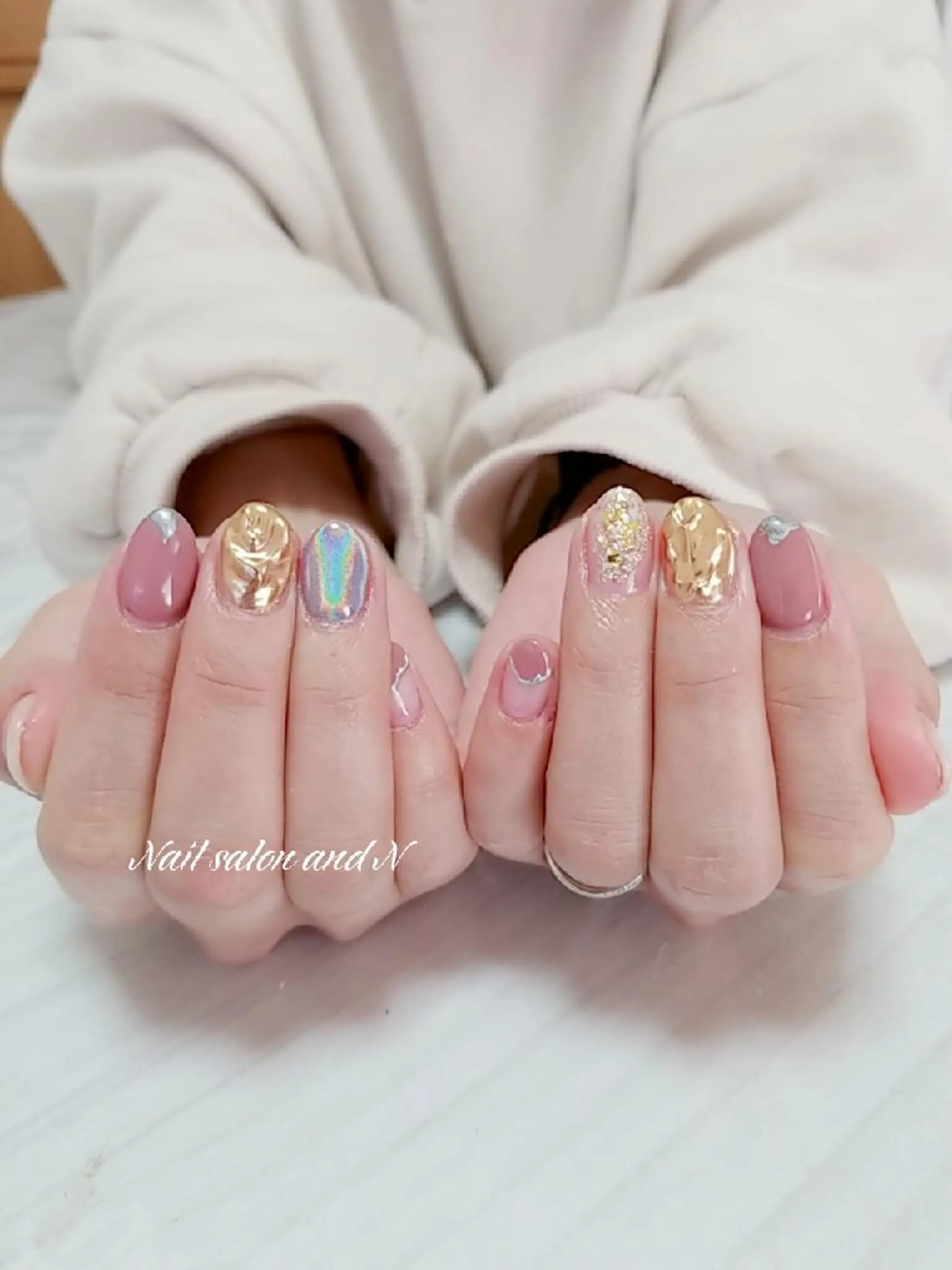 ネイル and Nのネイルデザイン