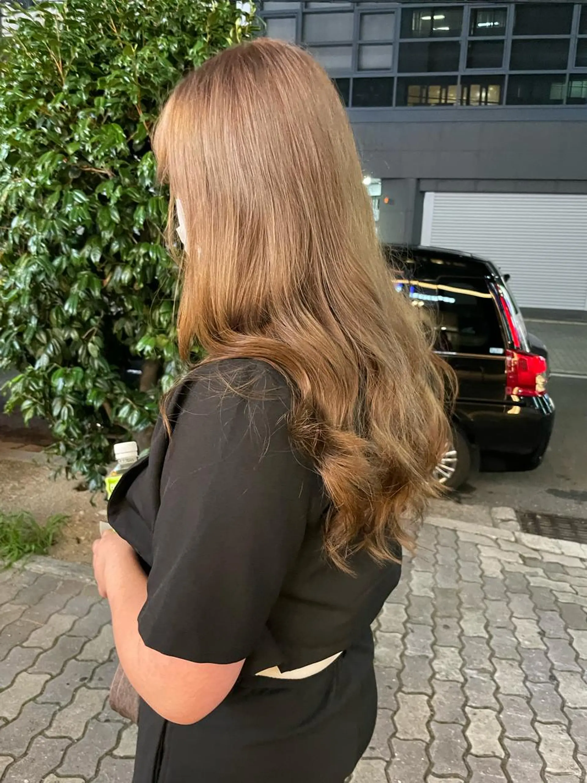 ロング カラー akane .のヘアスタイル