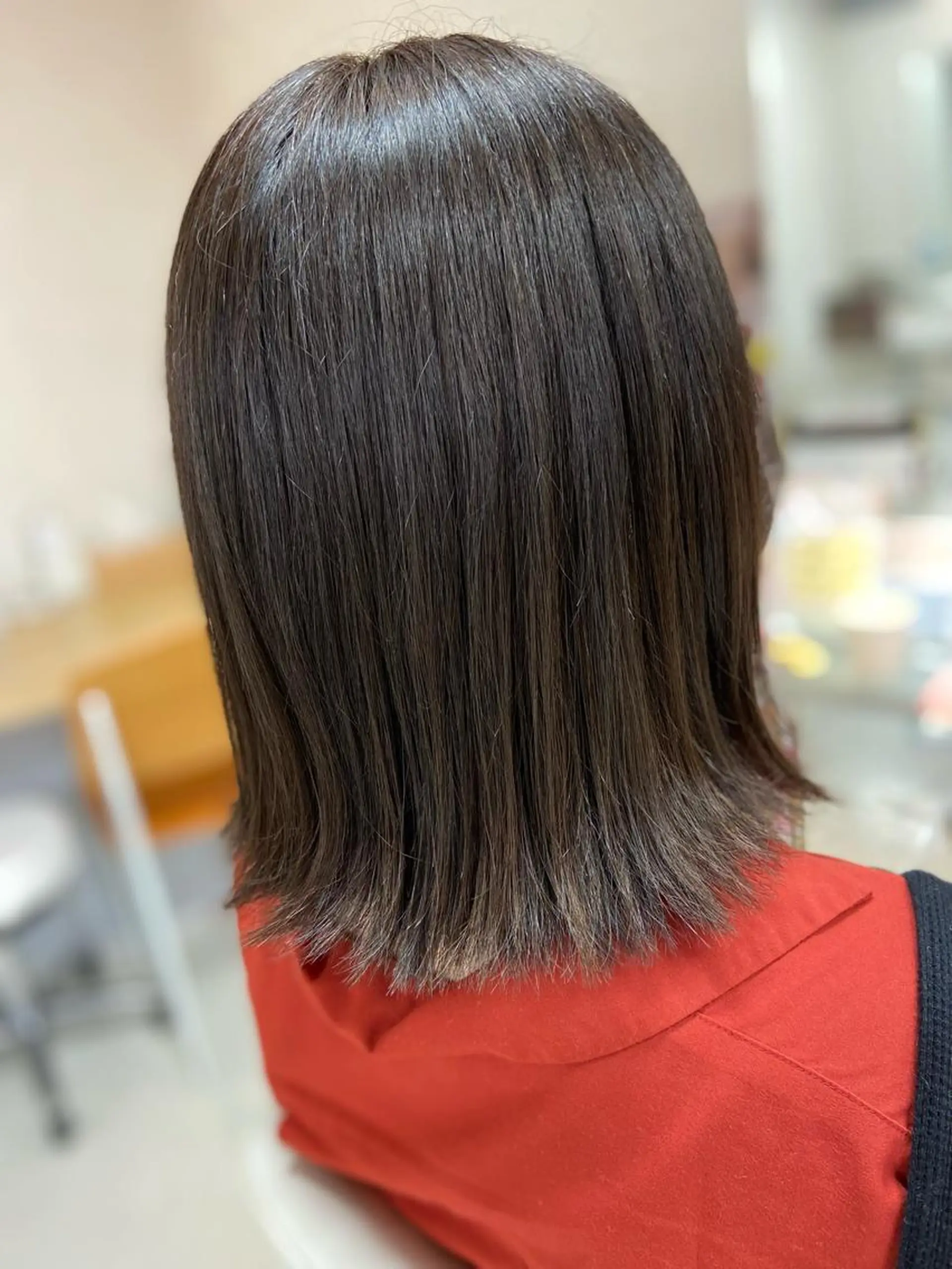 ミディアム カラー グレージュ 菊地 美憂のヘアスタイル