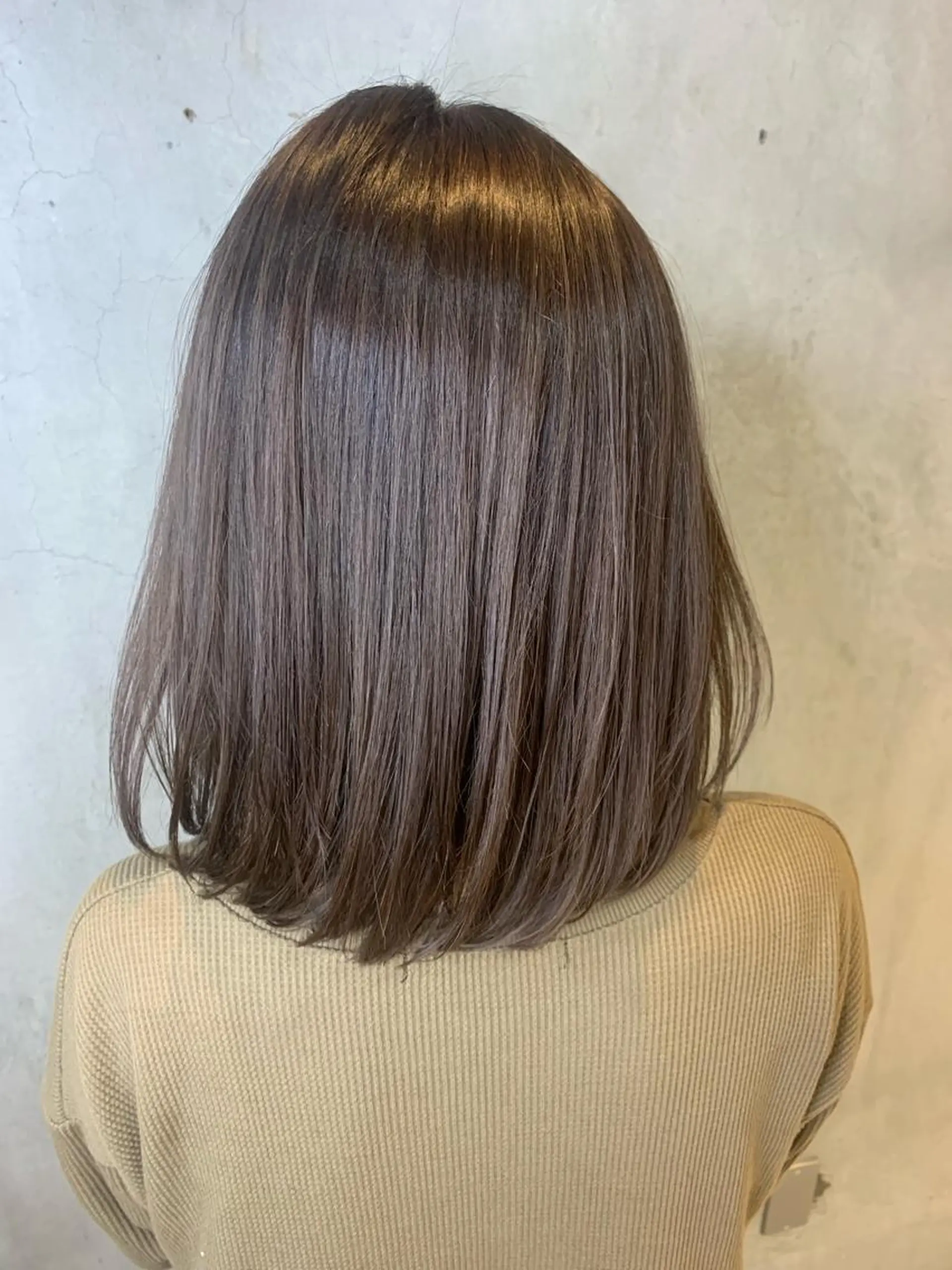 ミディアム カラー 🐝肥田 しょーと🐝のヘアスタイル