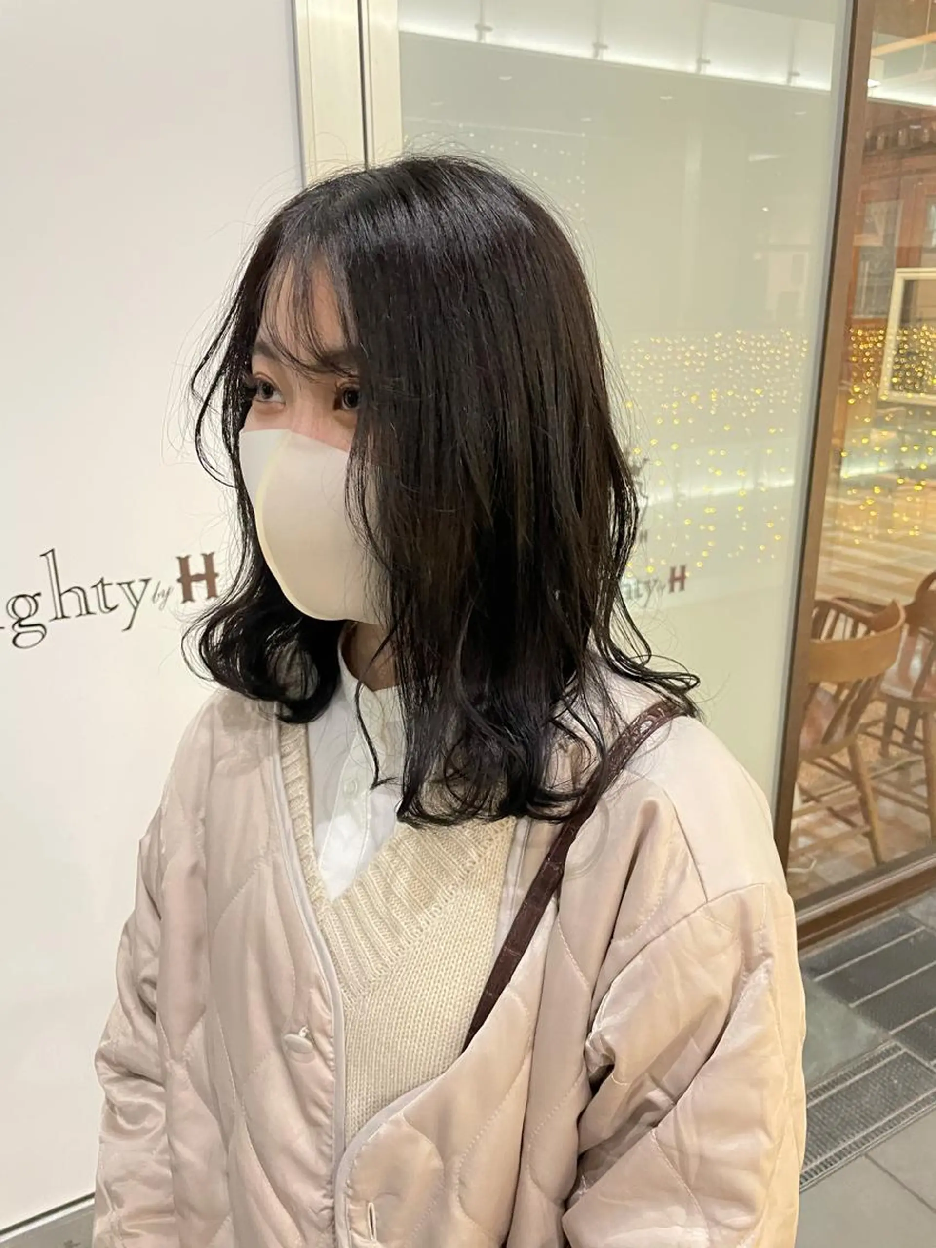 ミディアム 栄　mighty by H所属・不破一輝/栄/矢場町 ボブ/レイヤー/艶髪のヘアスタイル