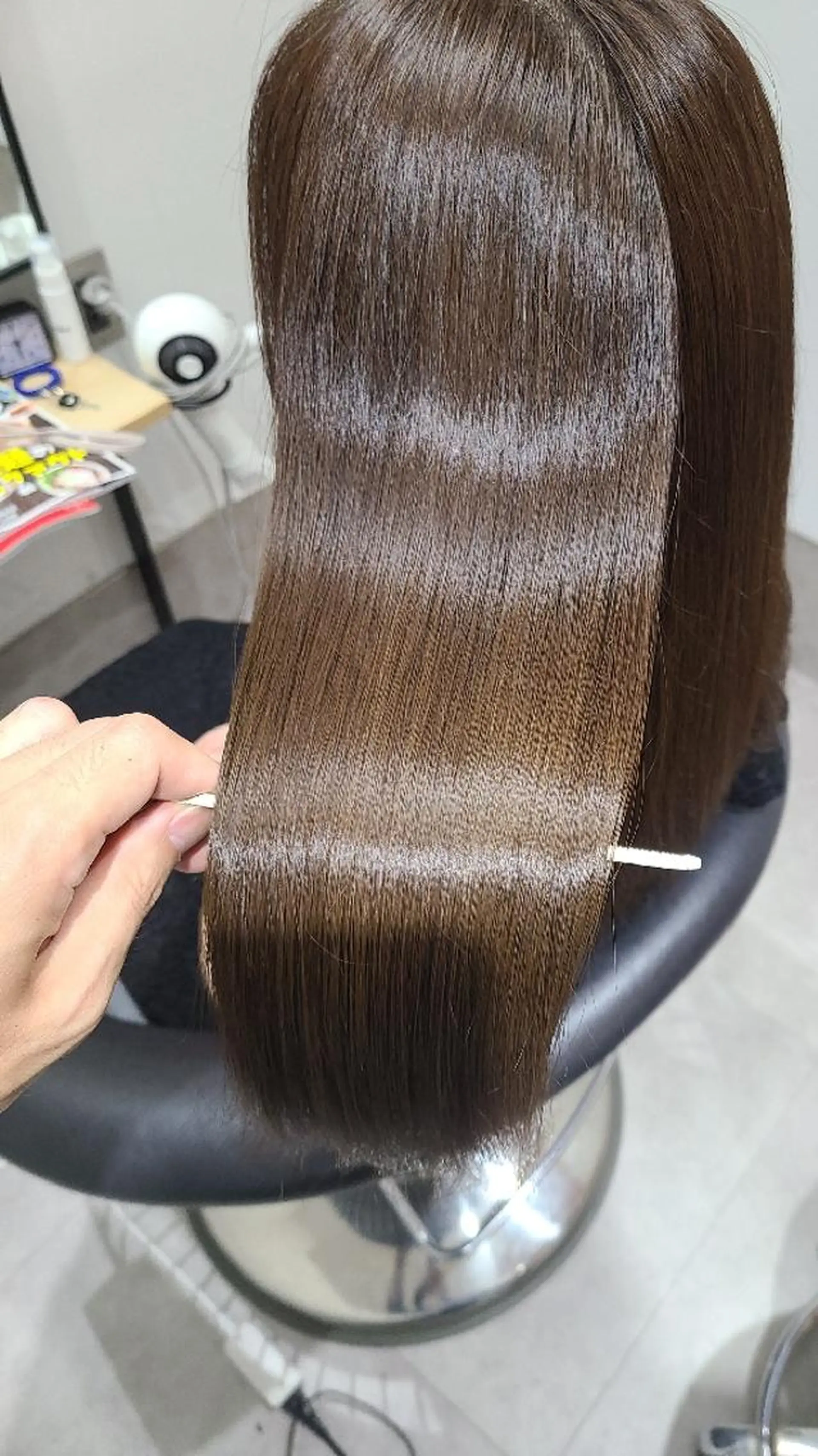 セミロング GO TODAYシェアサロン岡山店所属・🎗️髪質改善・美髪 艶髪🥇小西邦生のヘアスタイル