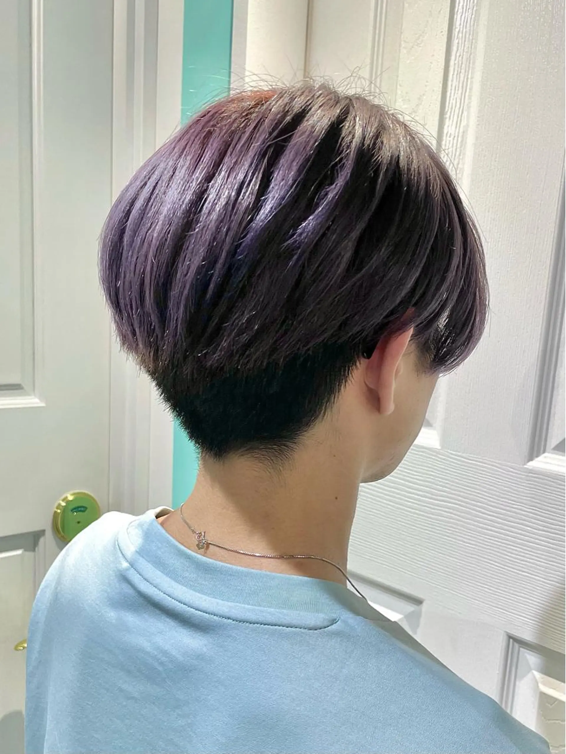 ショート パープルカラー ヘアカラー Matina hair所属・原 千景のヘアスタイル