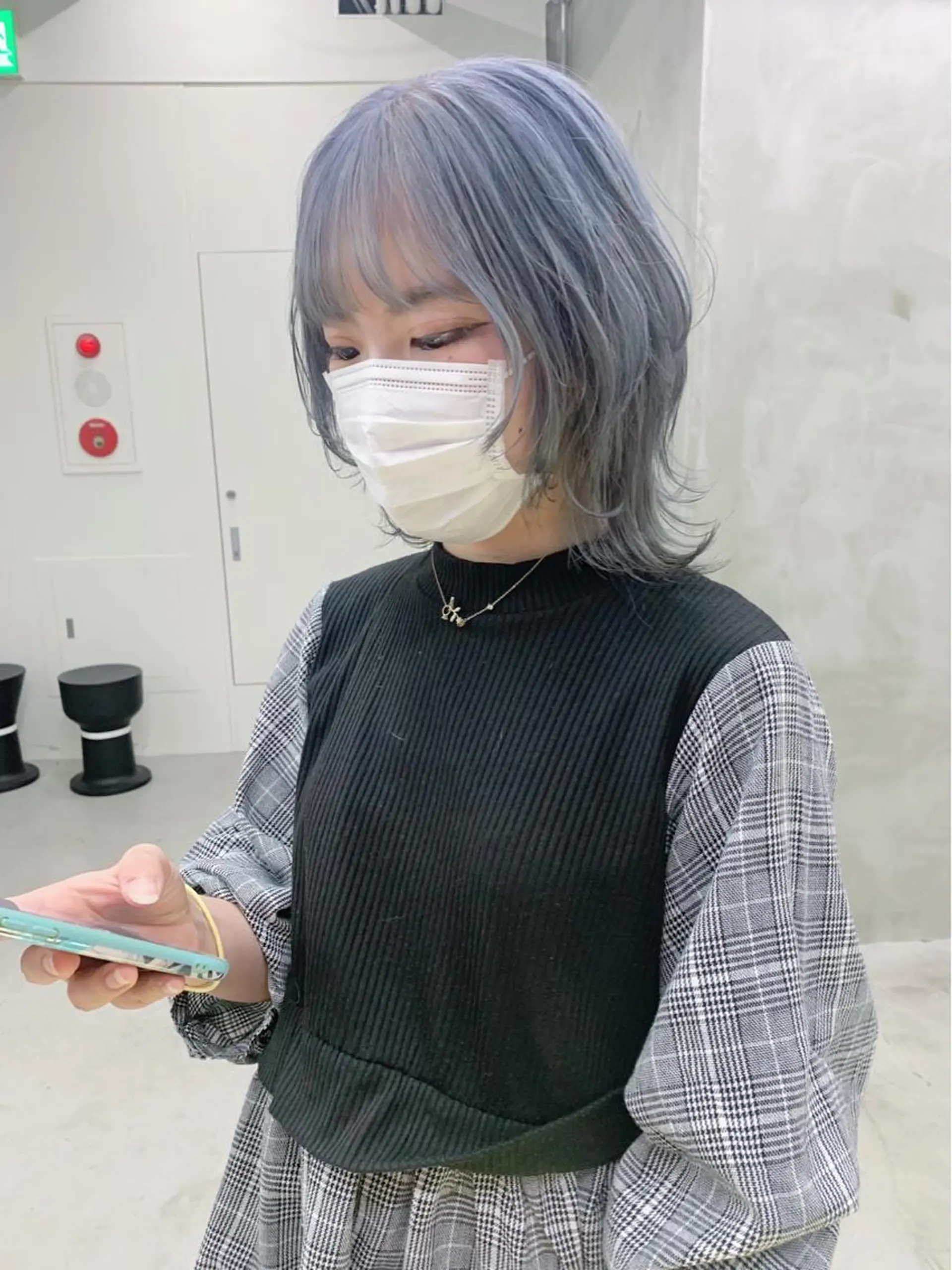 ミディアム カラー ブームボックス所属・🐝ハイトーンカラー hachi🐝のヘアスタイル