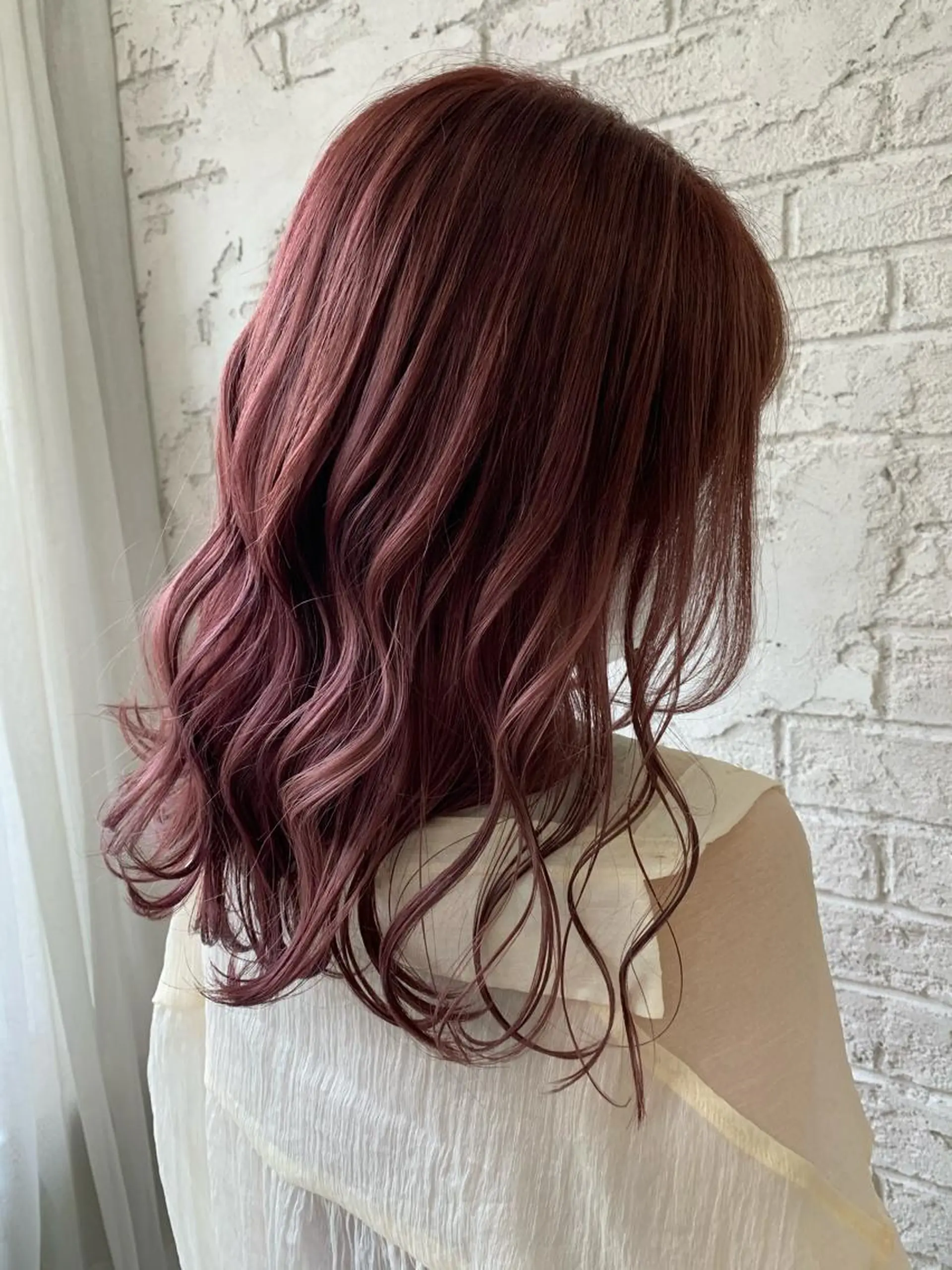 セミロング ヘアカラー 🇺🇸ハイライト特 化美容師🇺🇸漆沢のヘアスタイル