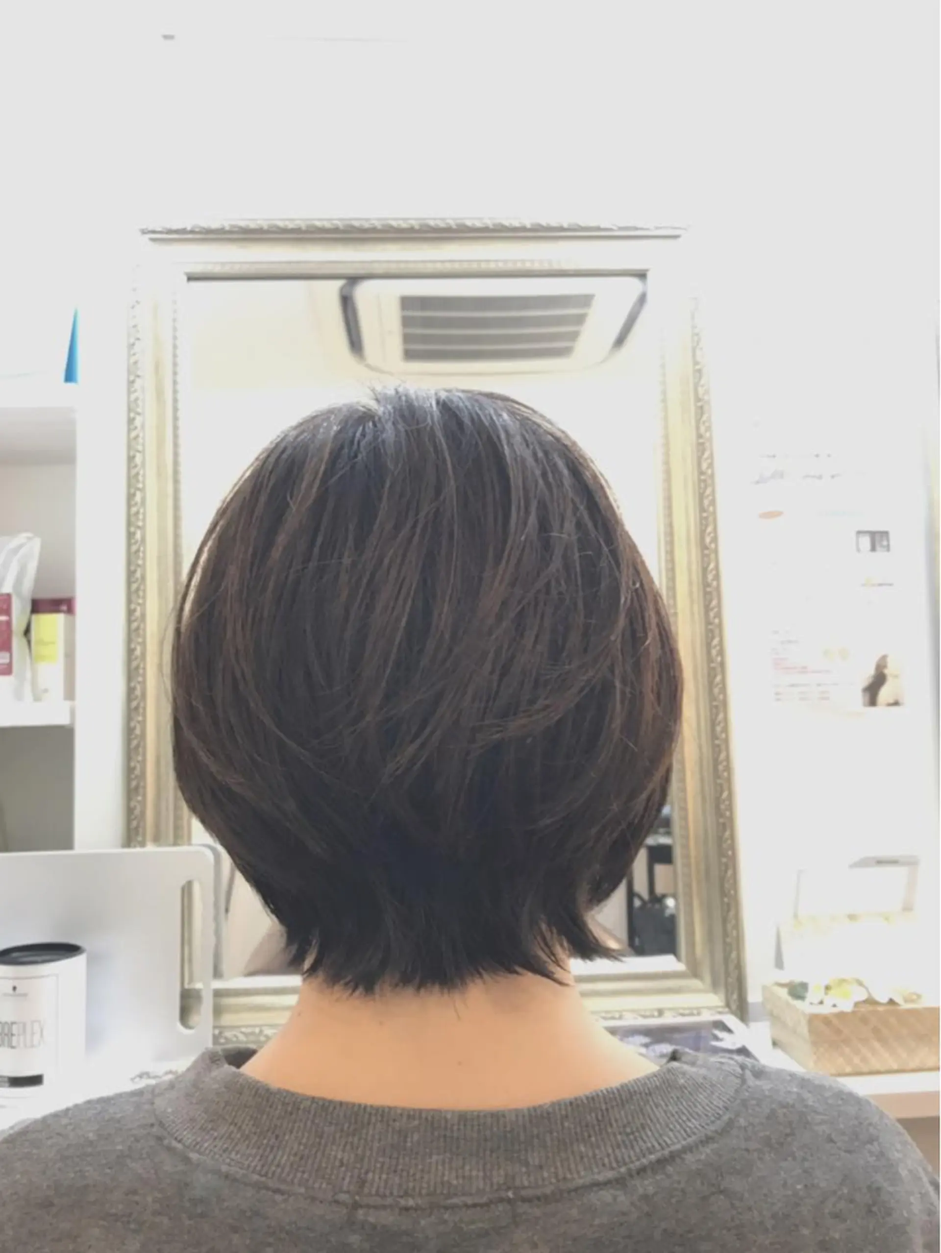 ショート カラー くびれヘア ショートヘア 🌈elua yukaのヘアスタイル
