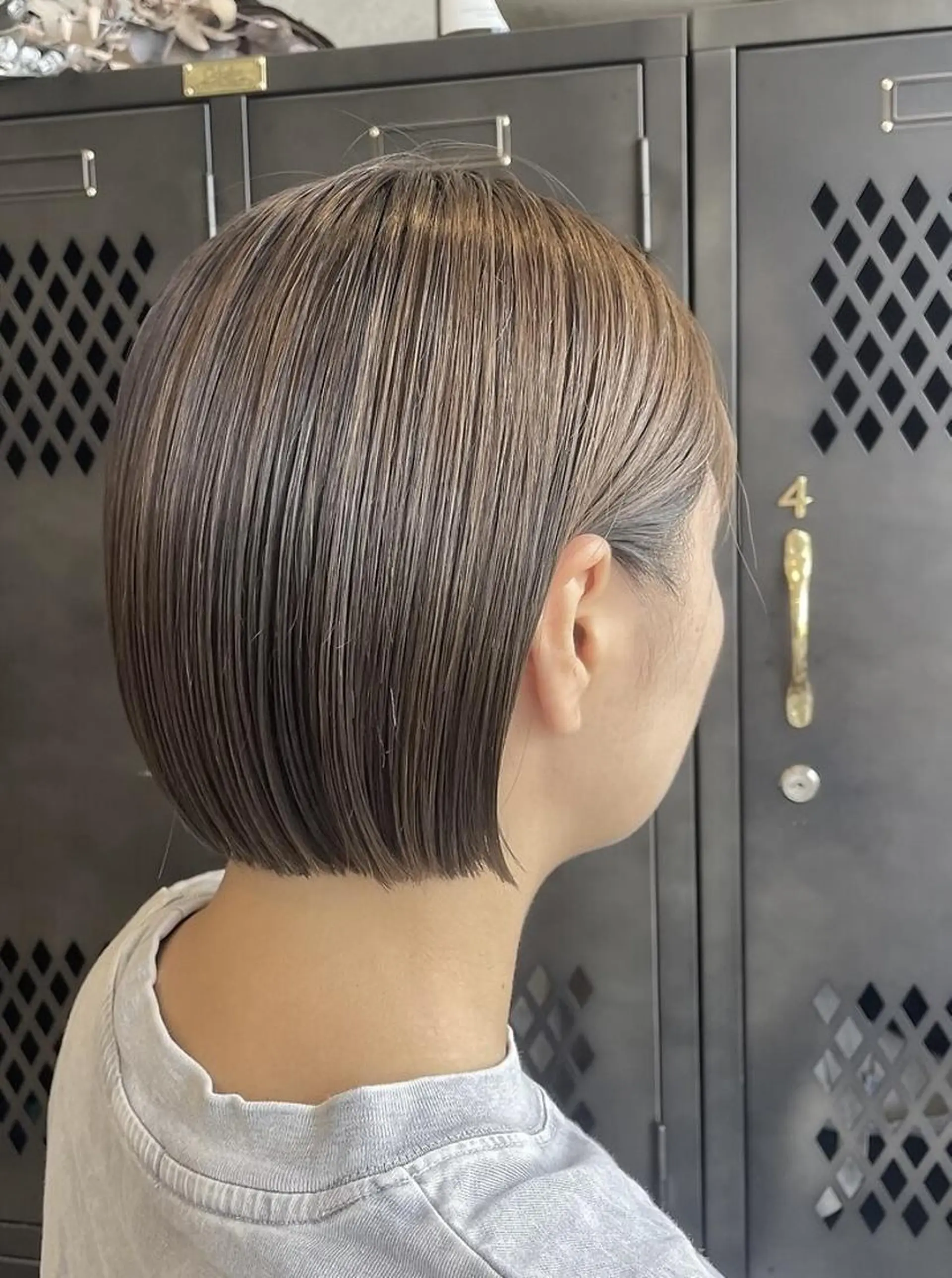 ショート カラー ✨艶カラー・ストレー ト✨achieveのヘアスタイル