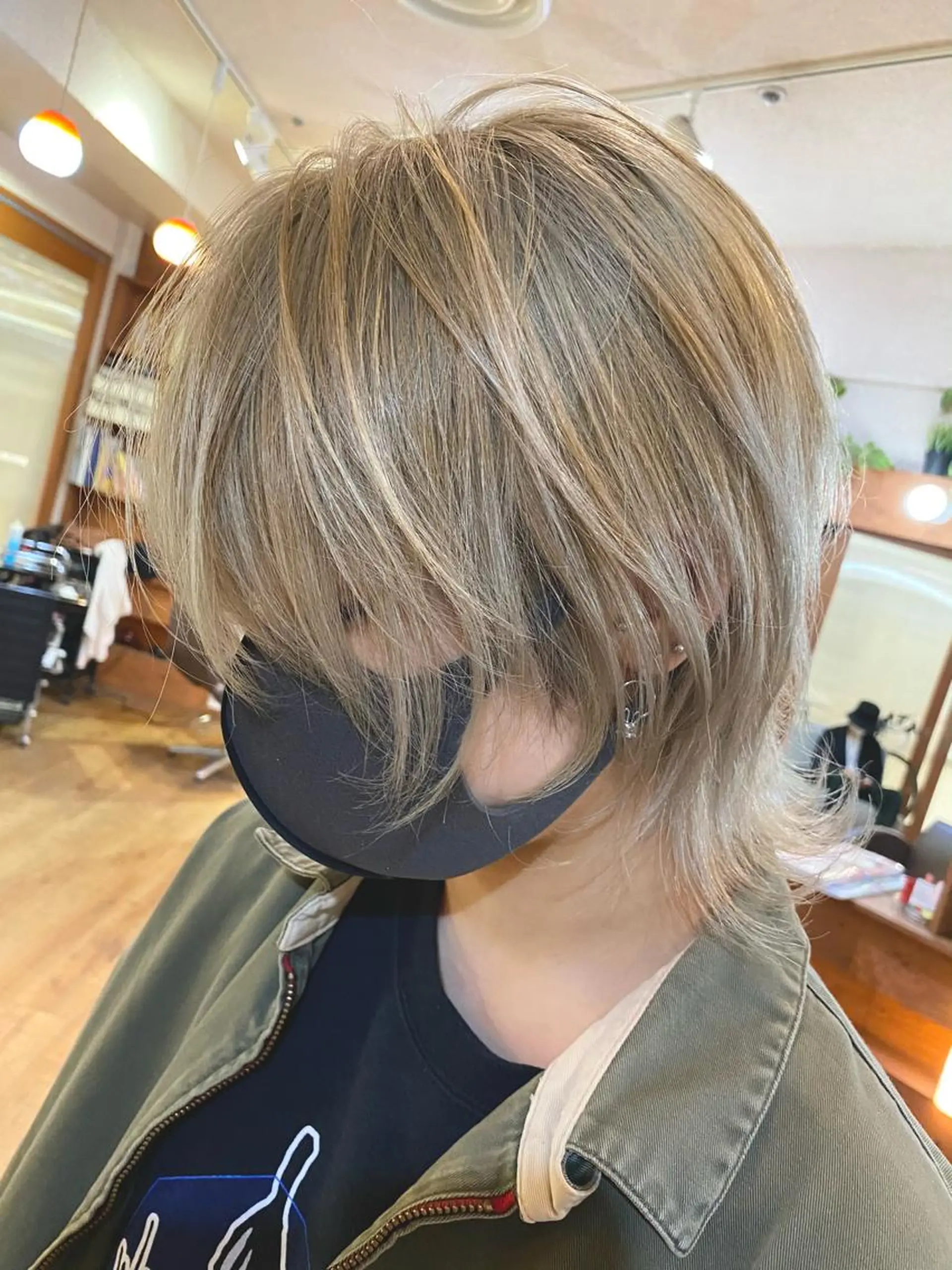 ショート カット ヘアカラー トリートメント 菅村 勇亮のヘアスタイル