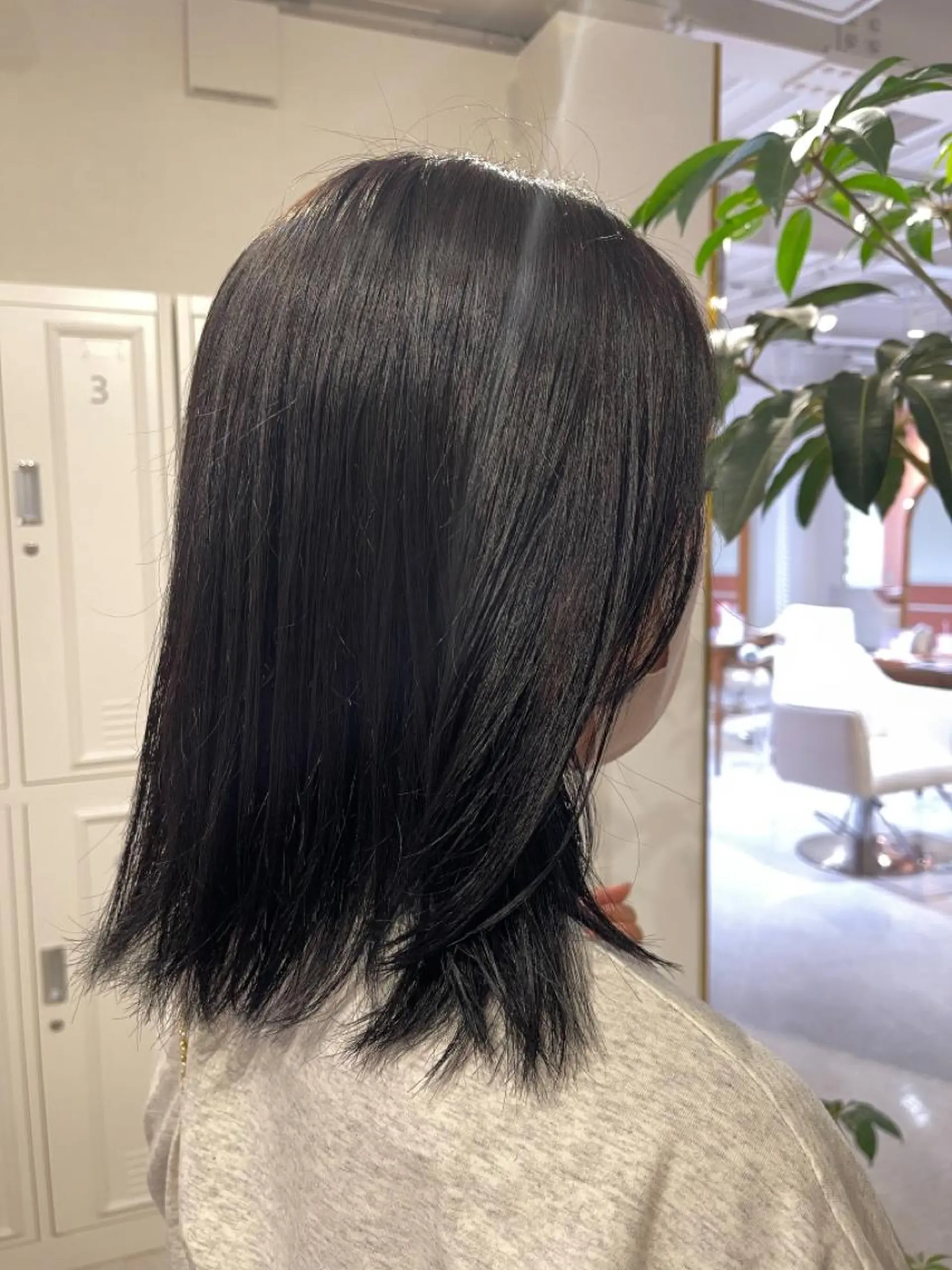 カラー アッシュ 和田 真依のヘアスタイル