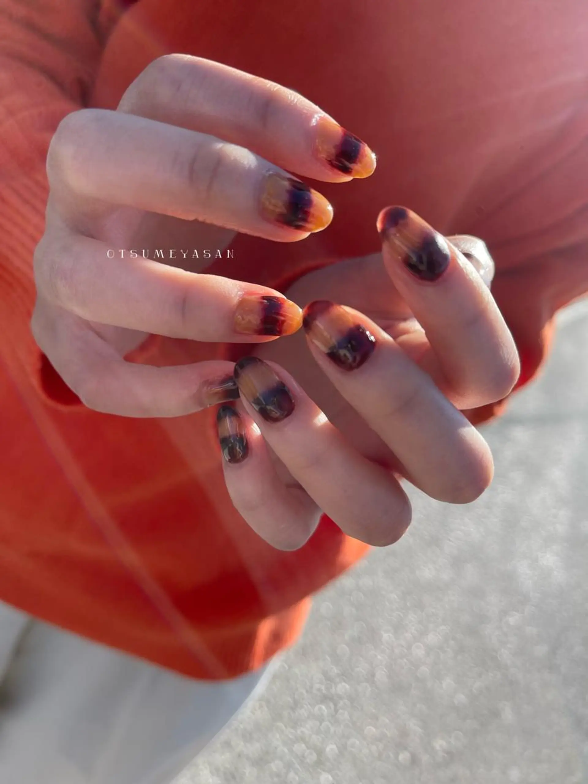 ネイル オーロラネイル ジェルネイル 韓国ネイル マグネットネイル ミラーネイル otsumeyasan所属・わたなべ ちかのネイルデザイン