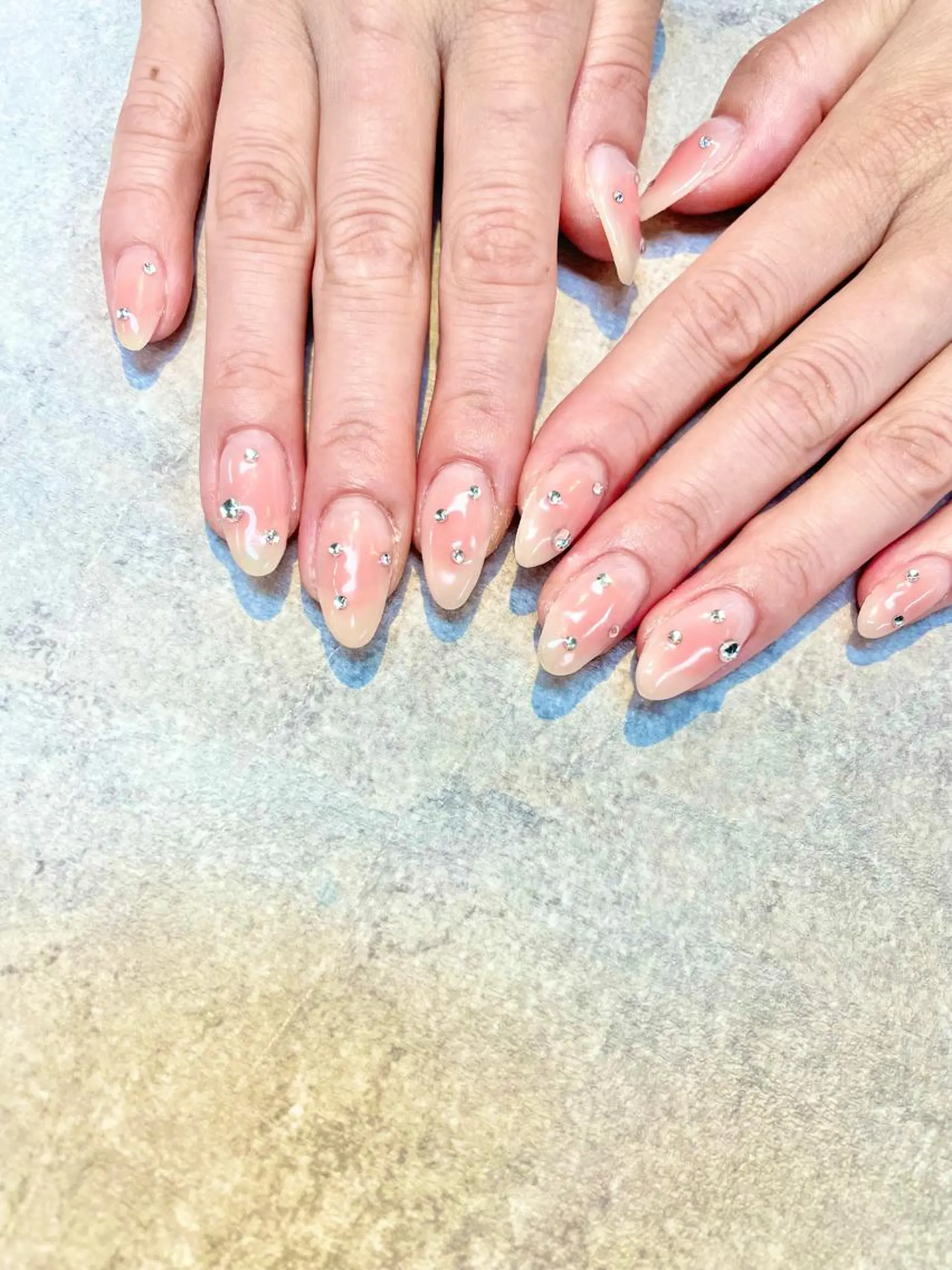 ネイル アートネイル チークネイル フレンチネイル ジェルネイル ガラスフレンチ ハンドネイル ハンドケア FASTNAIL PLUS 新宿店のネイルデザイン