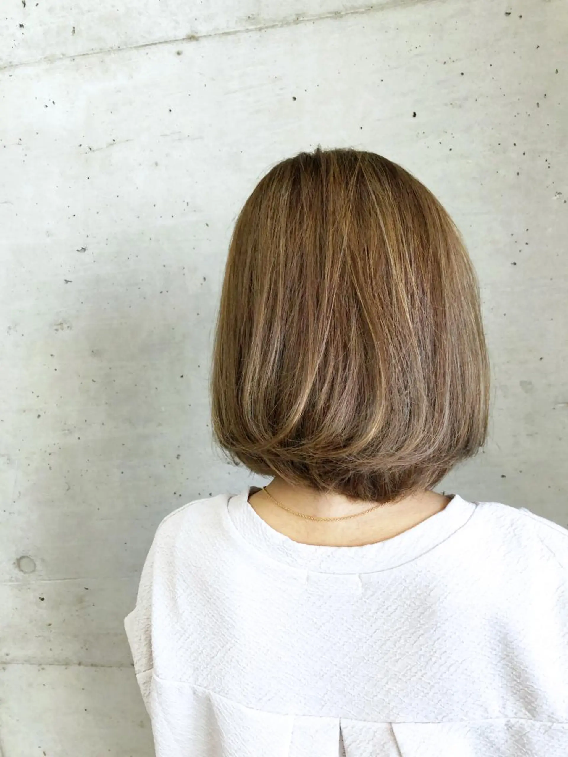 ミディアム カラー グレージュ ハイライトカラー ハイライト ヘアカラー 大栗 佑也  髪質改善のヘアスタイル