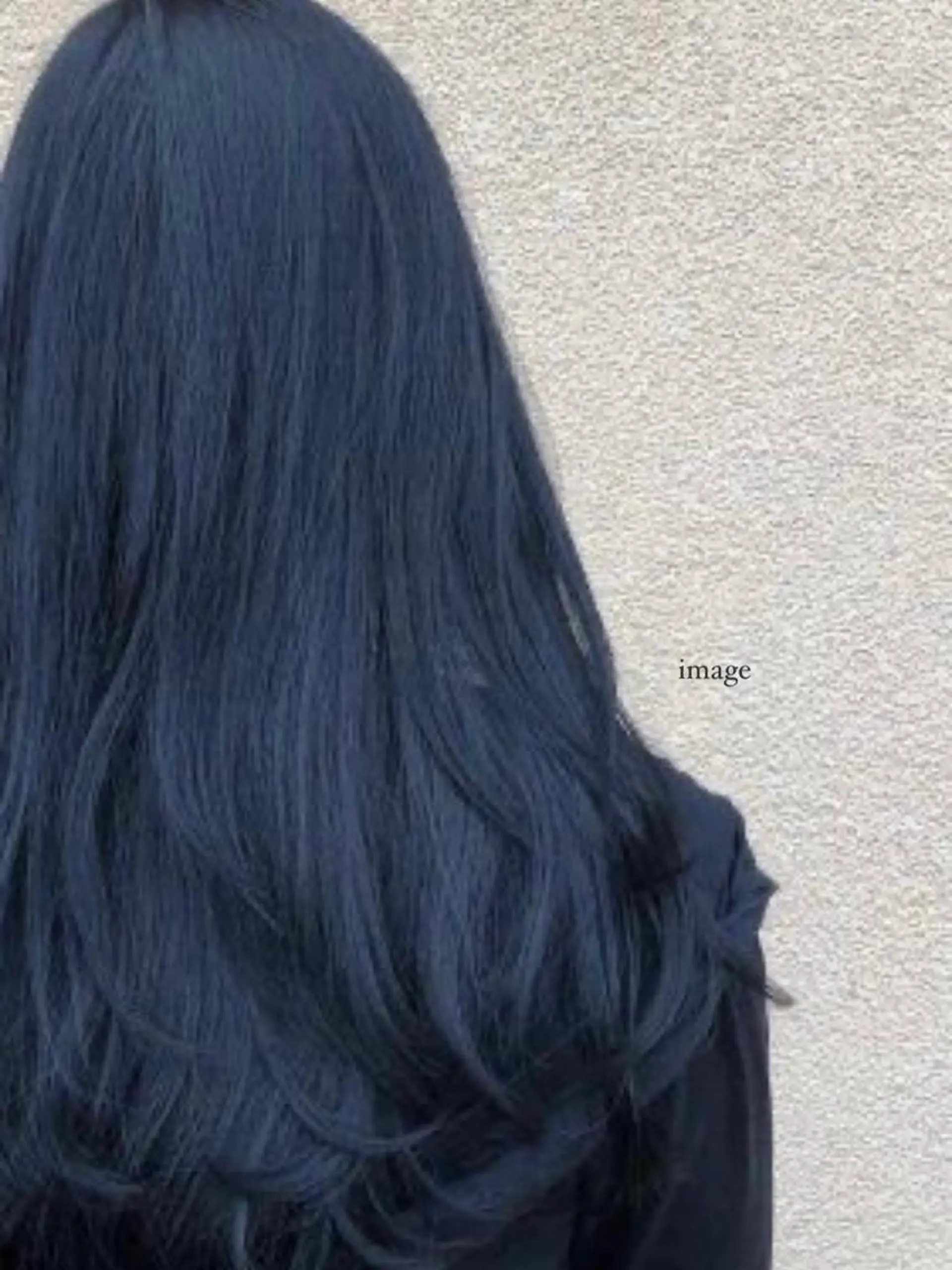 ロング カラー 黒髪 ブルーカラー ブルーブラック nonoka オリーブ/グレージュのヘアスタイル