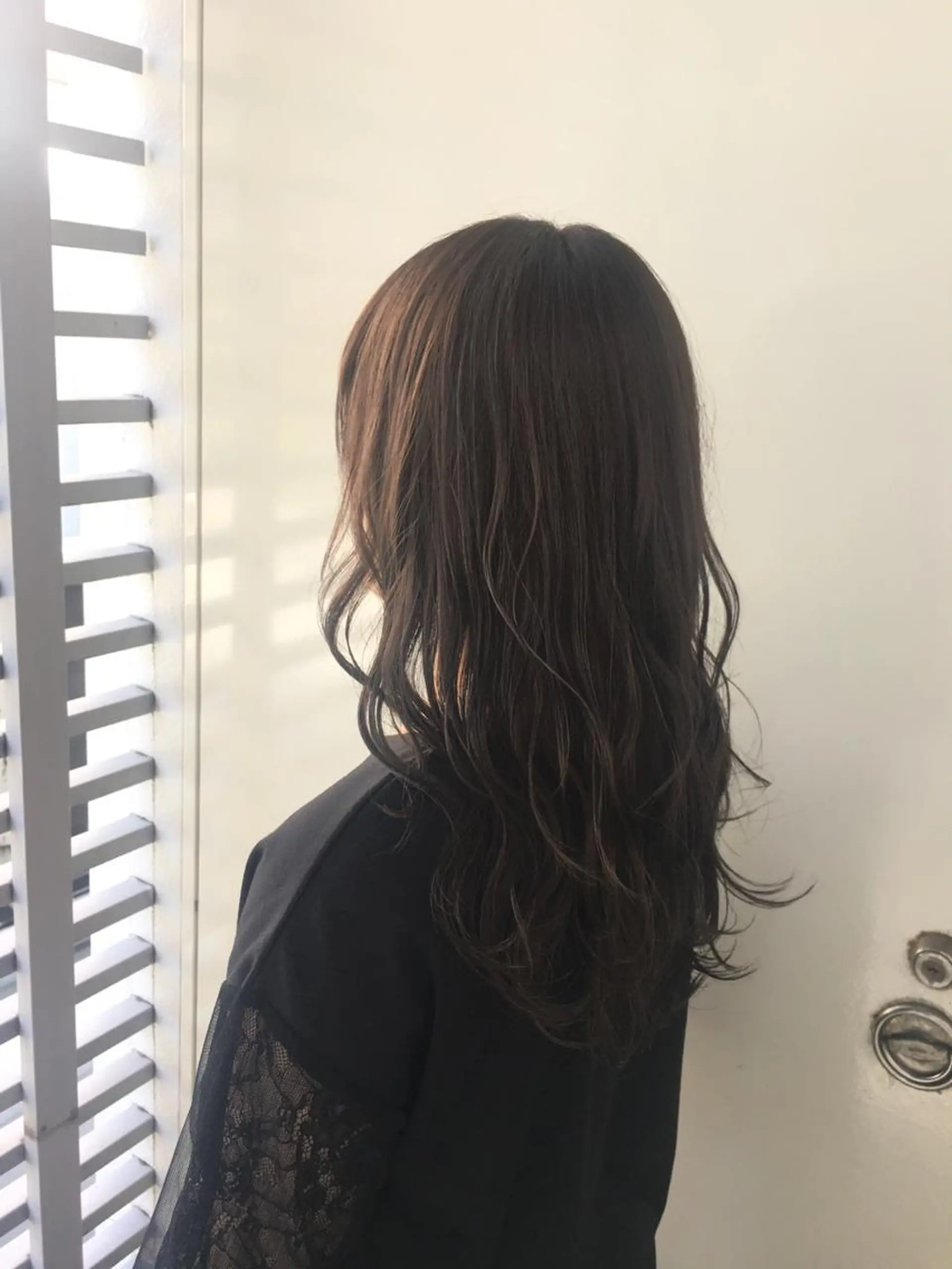 ロング Zina SAKIのヘアスタイル