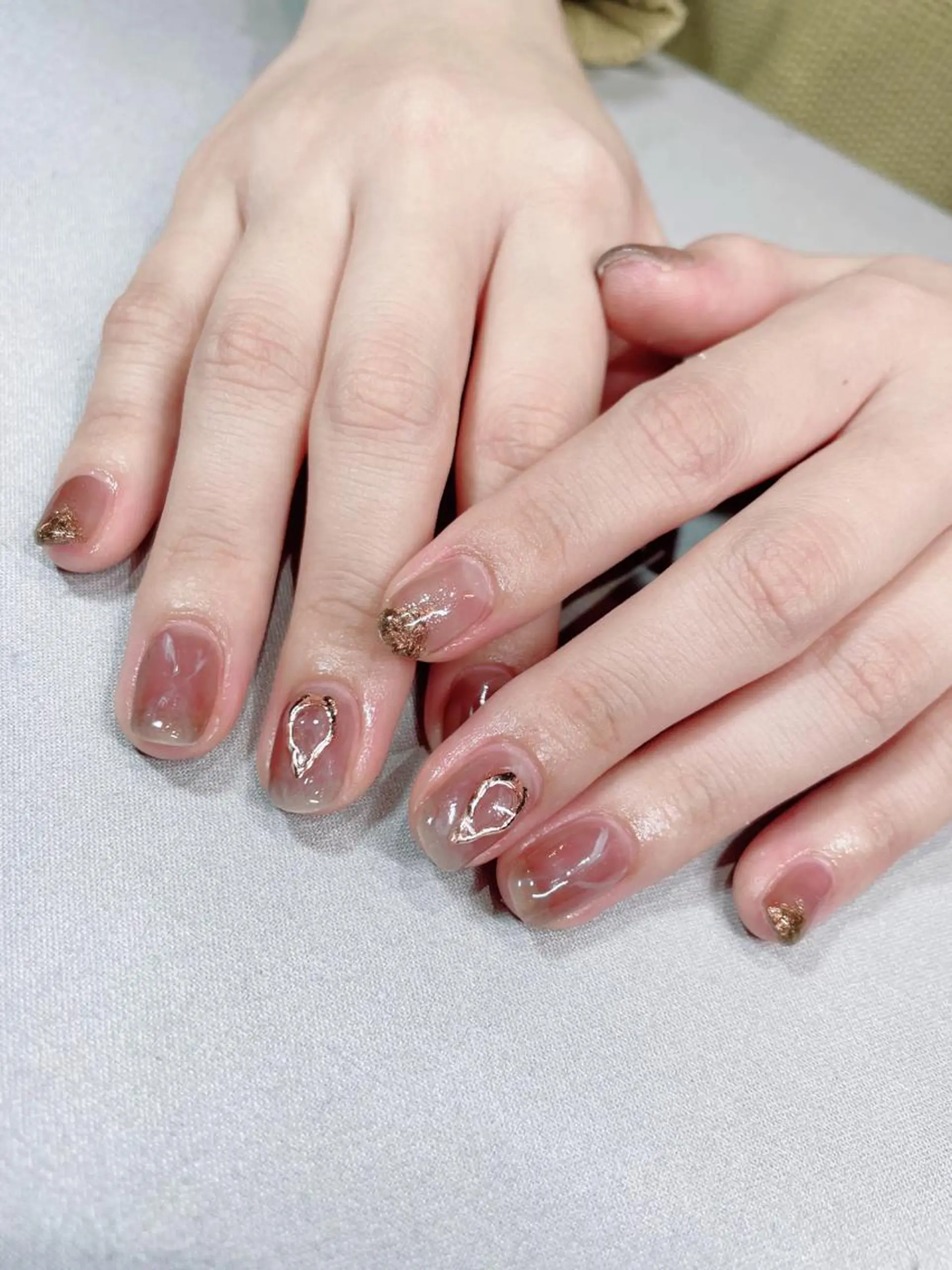 ネイル iiloo aromaworksのネイルデザイン