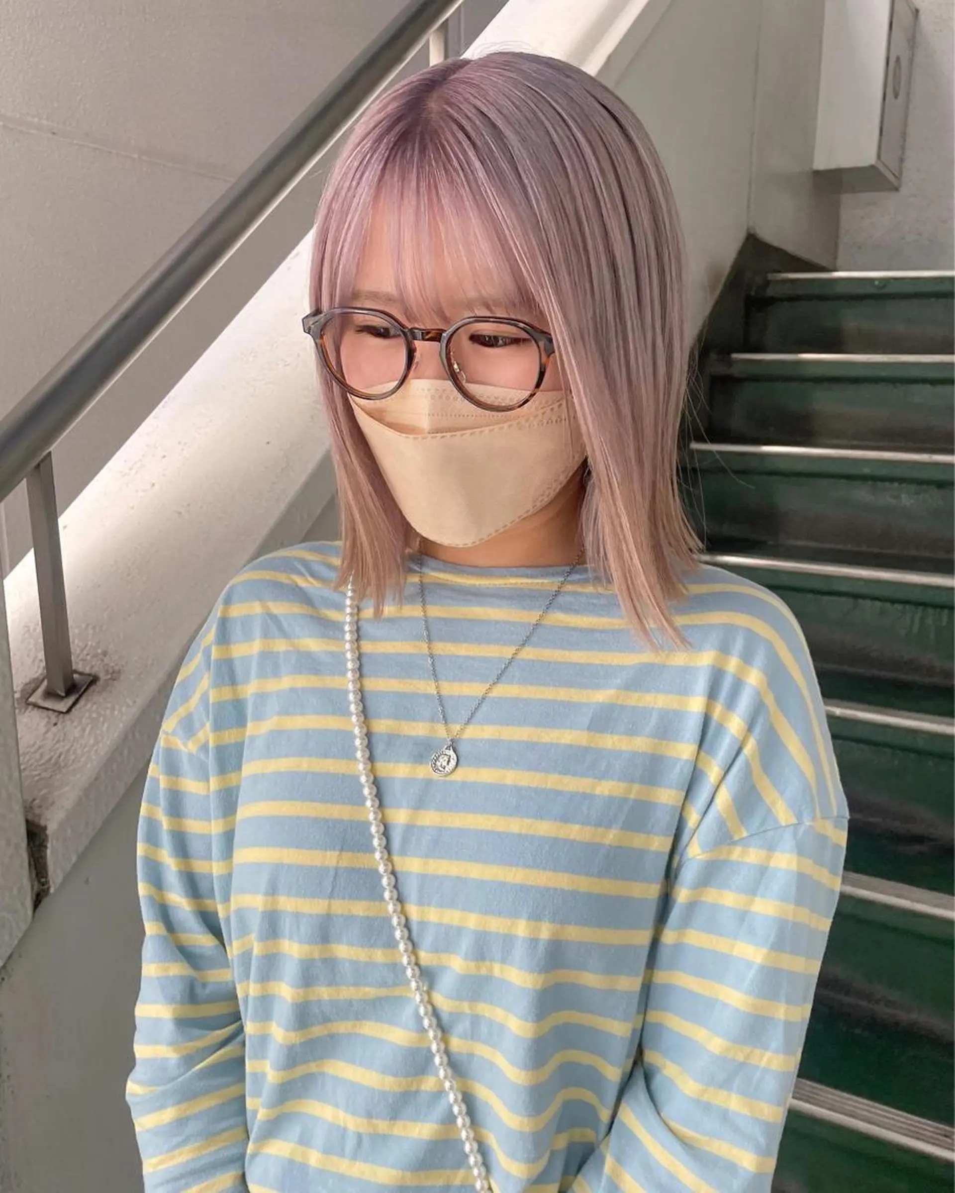 セミロング カラー カット ヘアカラー トリートメント yurika☁️ 似合わせ｜レイヤーのヘアスタイル