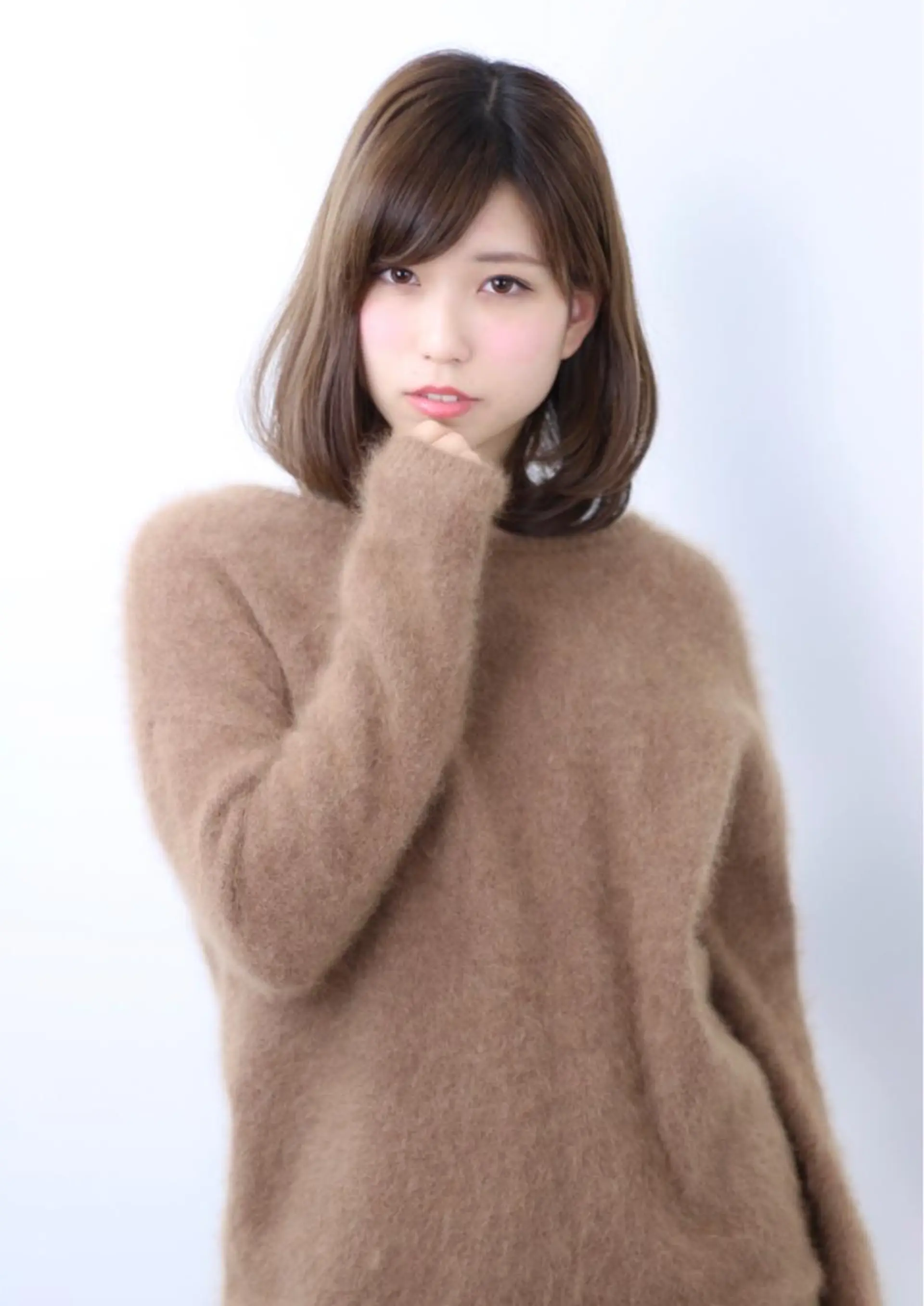 ミディアム 森 海のヘアスタイル