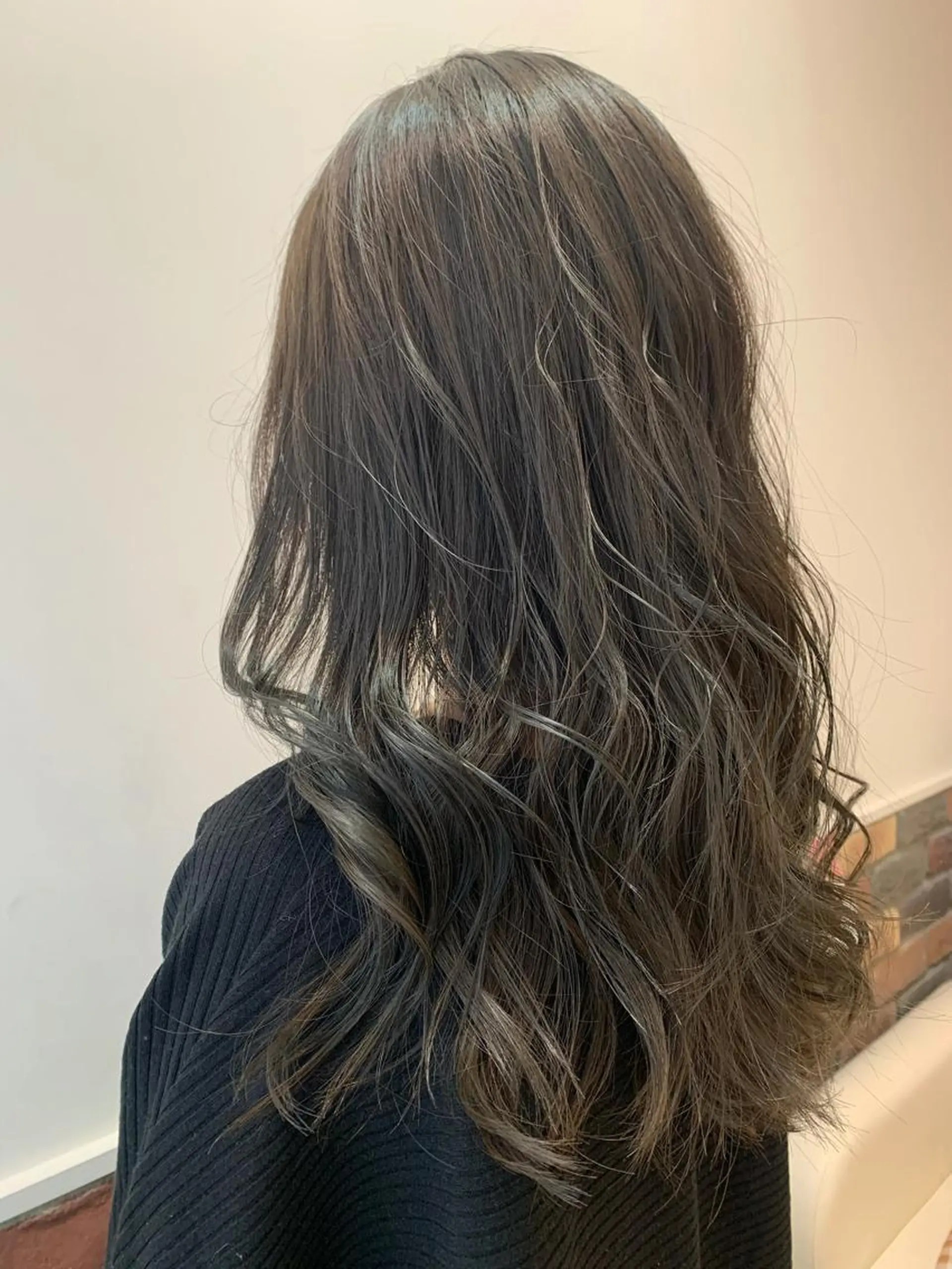 ロング 中井 茅佳のヘアスタイル